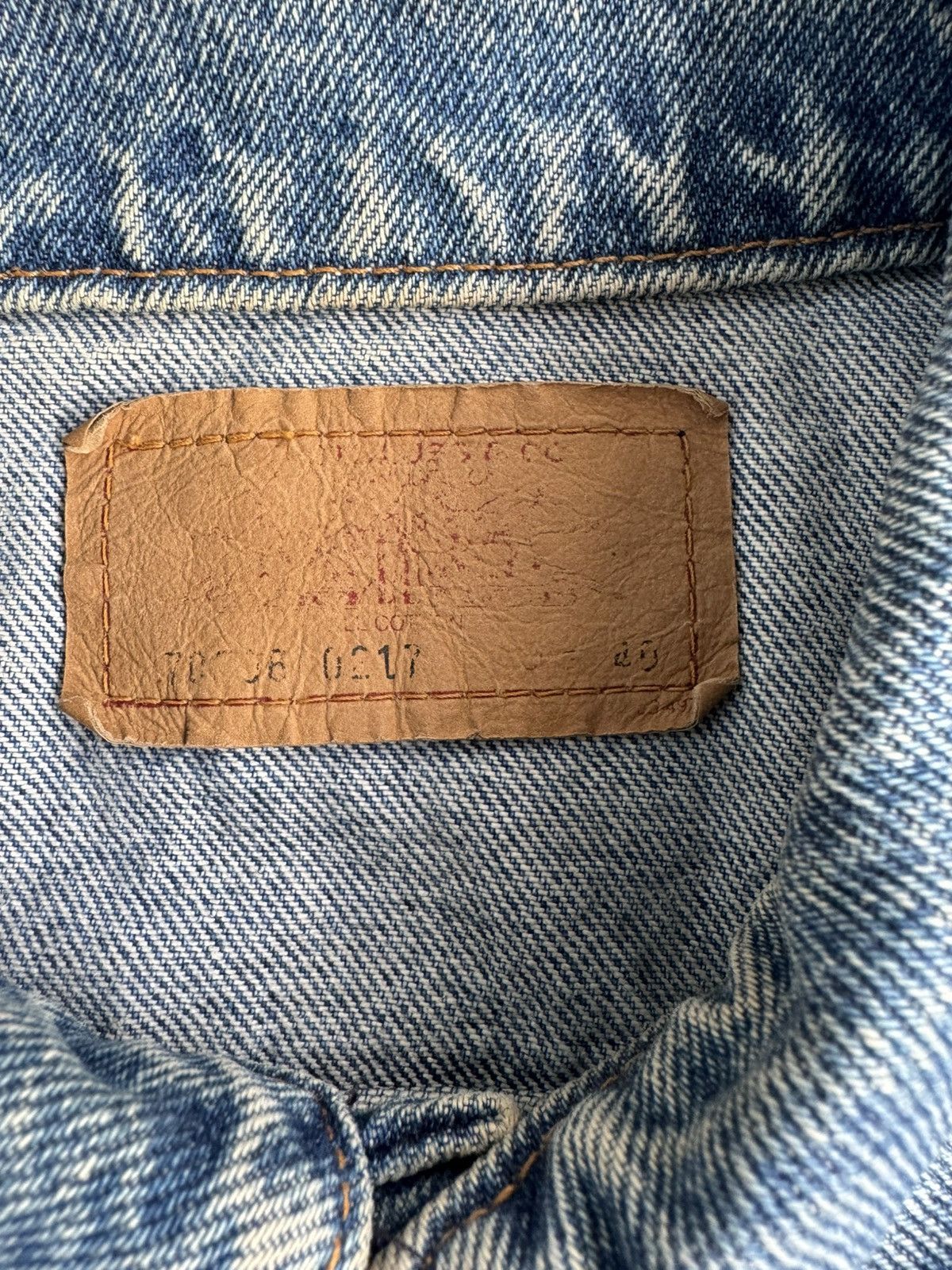 Levi's Vintage Clothing Levi's denim vest jacket Size US L / EU 52-54 / 3 - 4 Thumbnail
