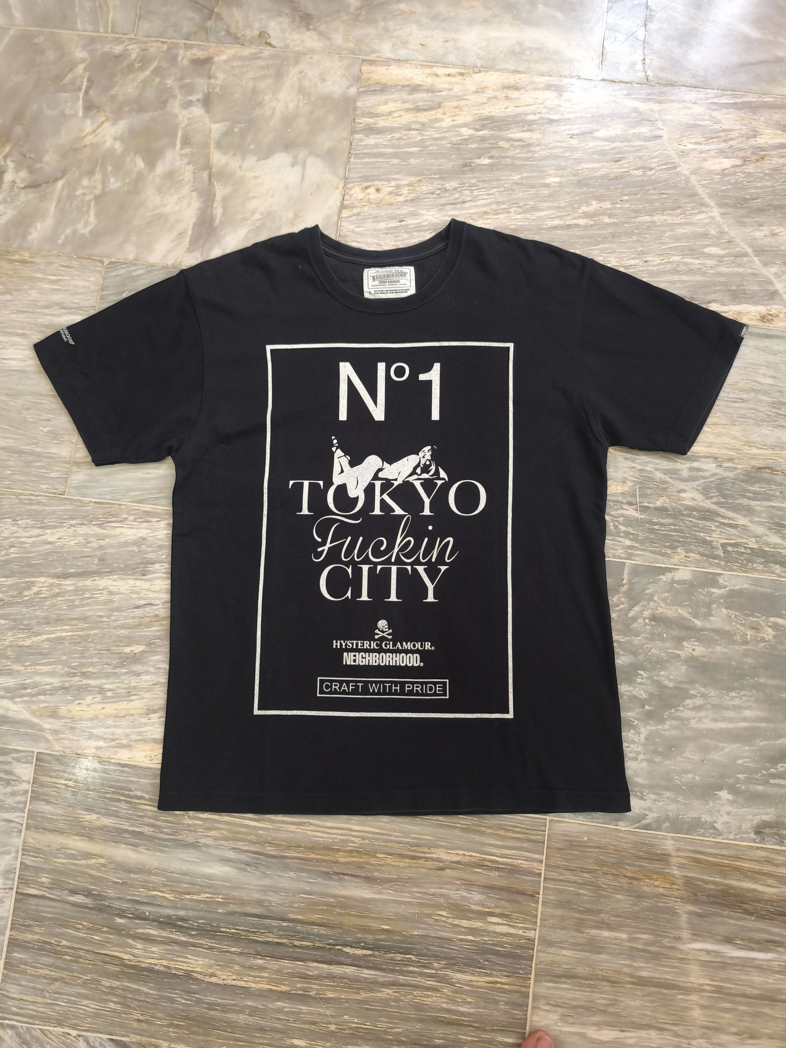 Hysteric Glamour HYSTERIC GLAMOUR x NEIGHBORHOOD 2015 TOKYO FUCKIN'CITY TEE Size US L / EU 52-54 / 3 - 1 Thumbnail