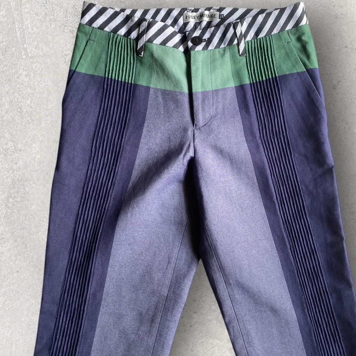 Issey Miyake Issey Miyake Front Pleated Pants Size 28" / US 6 / IT 42 - 1 Thumbnail