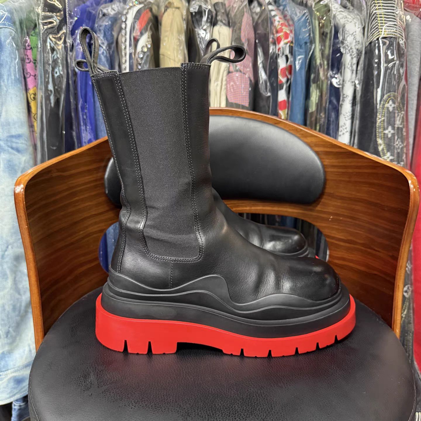 Bottega Veneta Bottega Veneta Red Sole Mid-Calf Chelsea Boots K15 Size US 6 / IT 36 - 4 Thumbnail