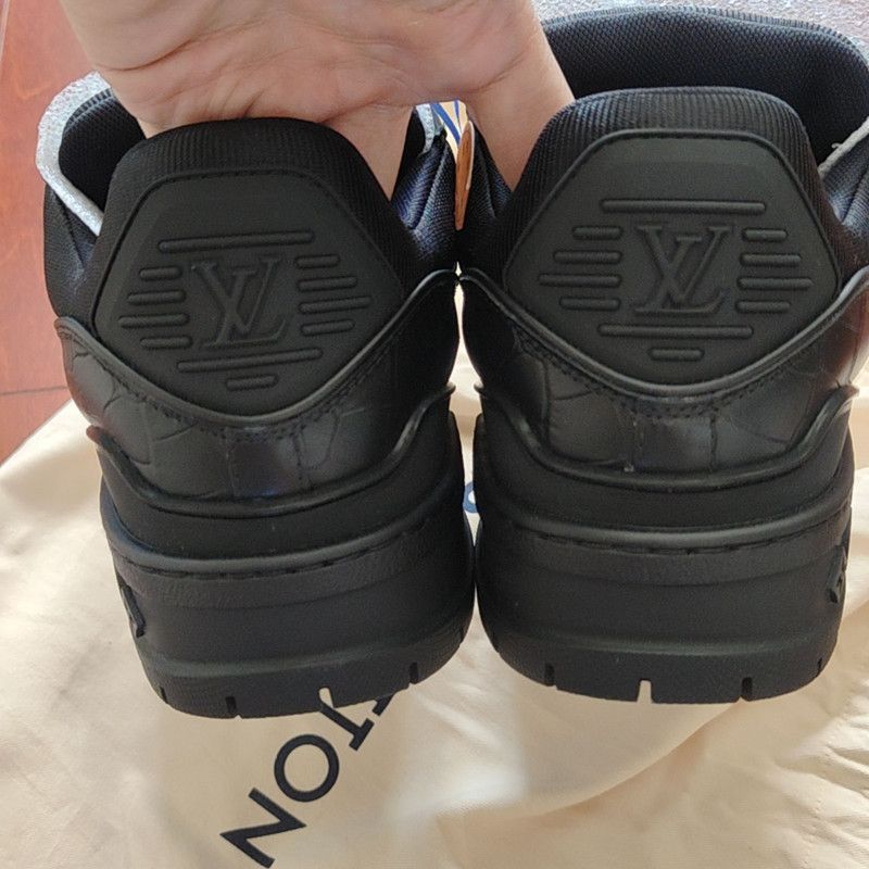 Louis Vuitton Louis Vuitton Trainer Maxi Leather Sneakers for Everyone -2 Size US 8 / EU 41 - 3 Thumbnail