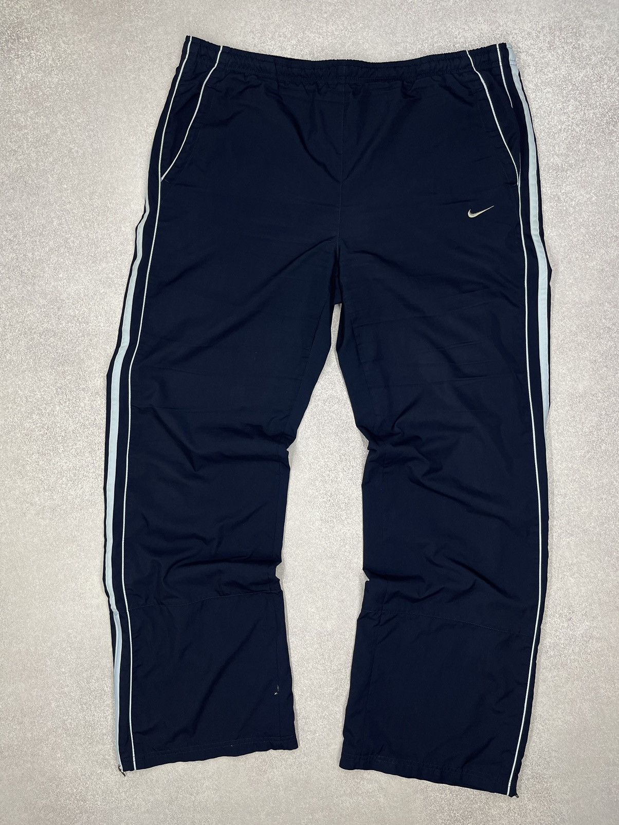 Nike × Nike ACG × Vintage Vintage Nike Nylon Sweatpants Navy Drill Y2K ACG TN Size US 36 / EU 52 - 2 Thumbnail