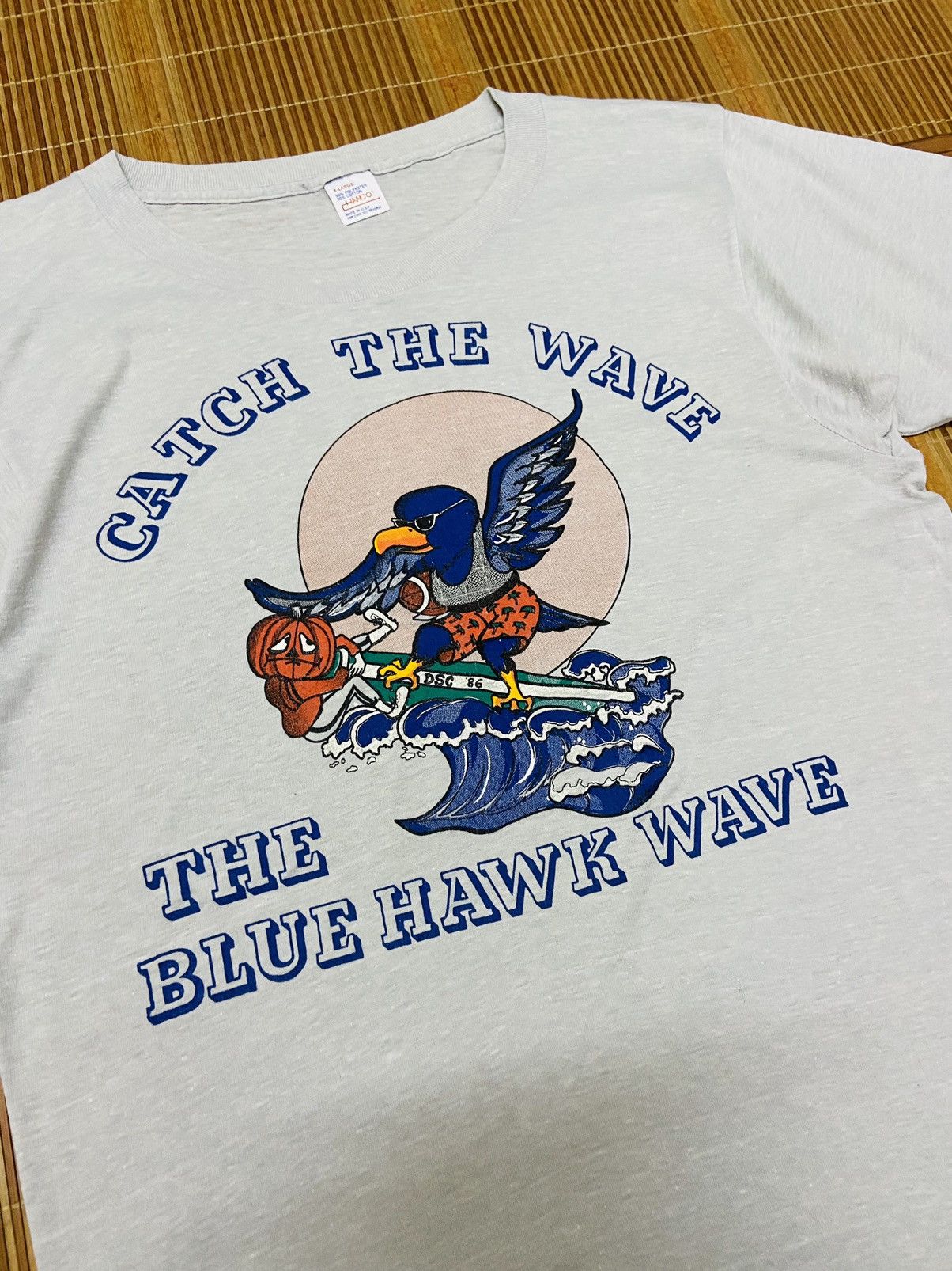 Vintage VINTAGE THE BLUE HAWK WAVE TEE Size US XL / EU 56 / 4 - 10 Thumbnail