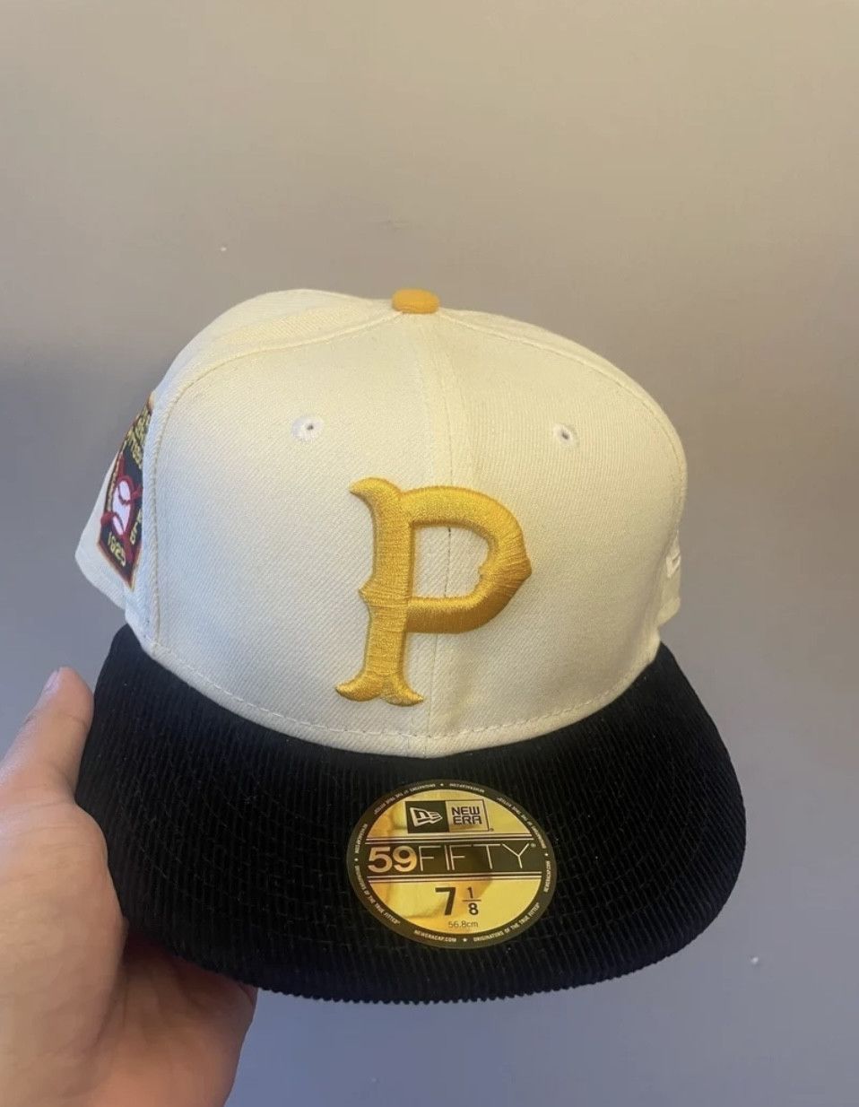 MLB Sportsworld 165 Pittsburgh pirates corduroy brim size 7 1/8 Size ONE SIZE - 1 Thumbnail