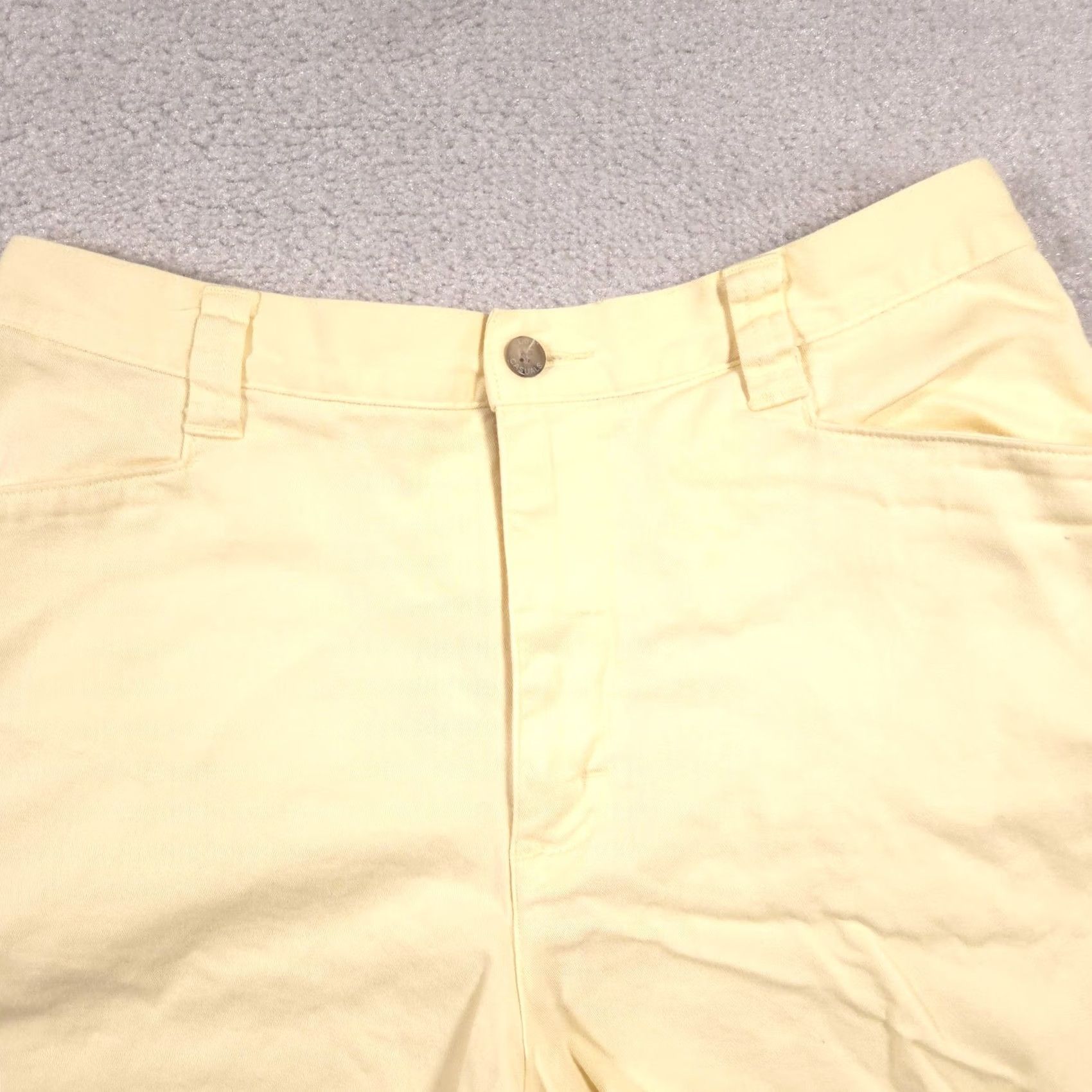Lee VINTAGE? Lee Casuals Shorts Womens 12 Yellow Stretch Cotton Zip Fly Front Pockets Summer Size 34" / US 12 / IT 48 - 3 Thumbnail