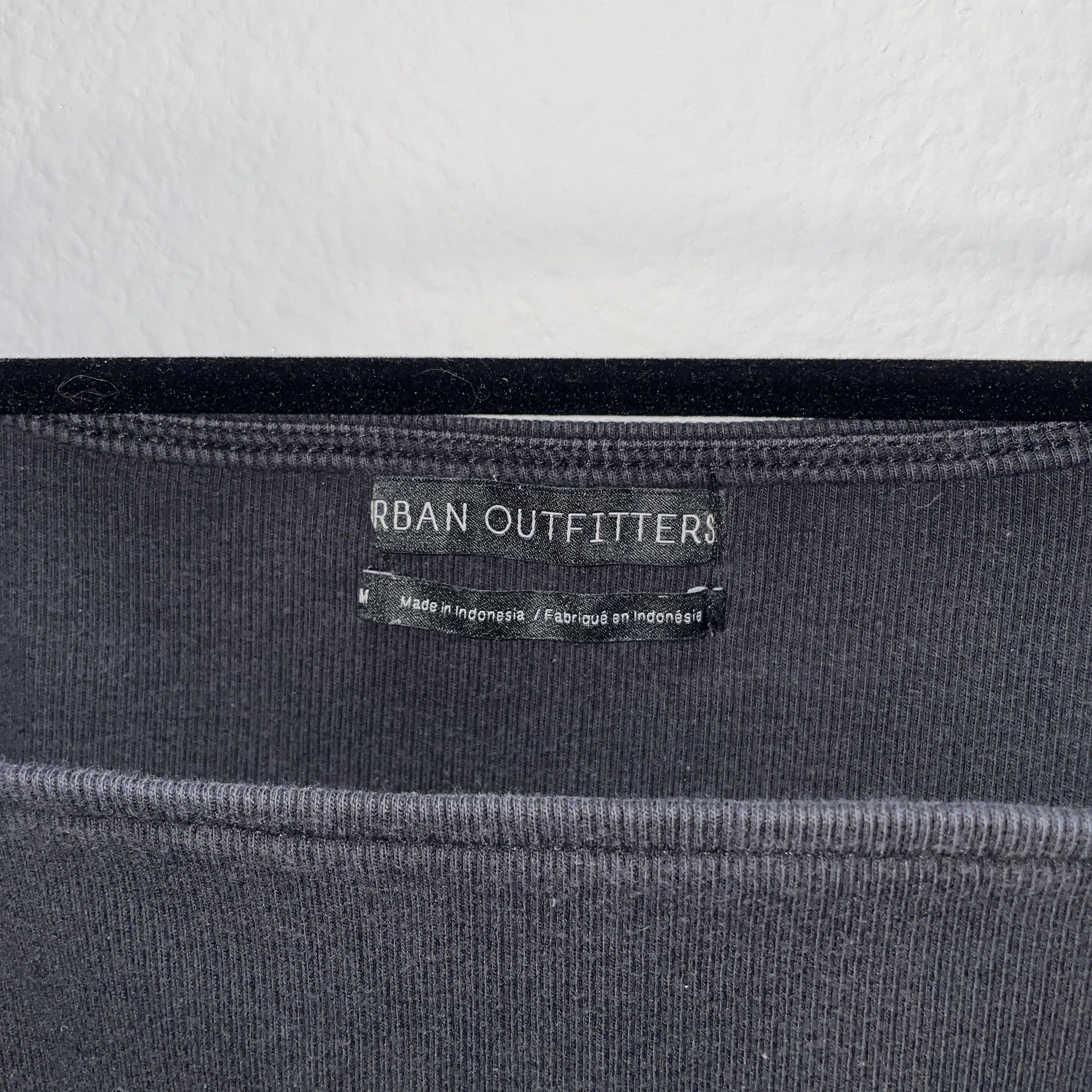 Urban Outfitters Urban Outfitters crop top wide neckline Long sleeve Size M / US 6-8 / IT 42-44 - 4 Thumbnail