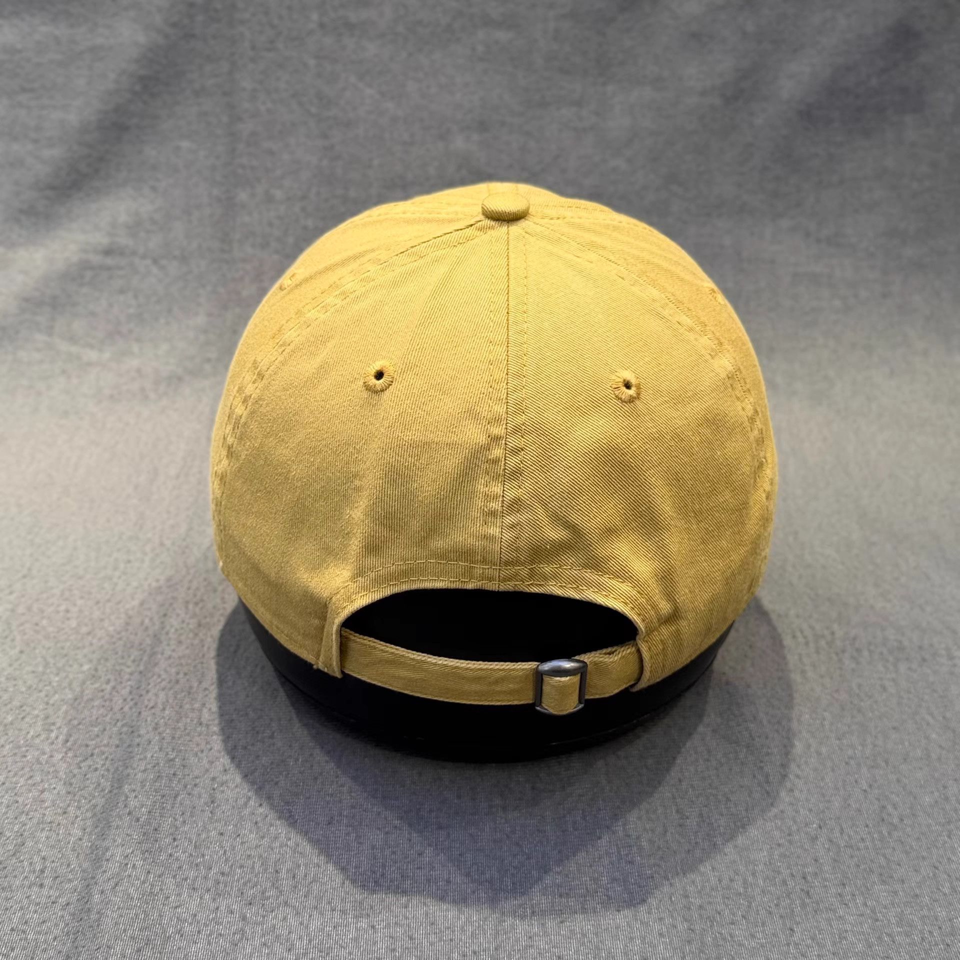 New Era New Era Curved Brim Cap。 Q5 Size ONE SIZE - 4 Thumbnail
