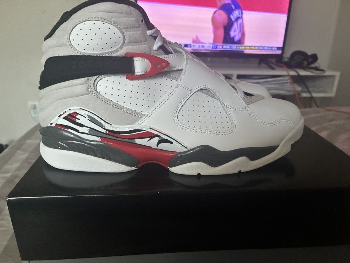 Jordan Brand Jordan 8 Bugs Bunny(2025) Size US 10.5 / EU 43-44 - 5 Thumbnail