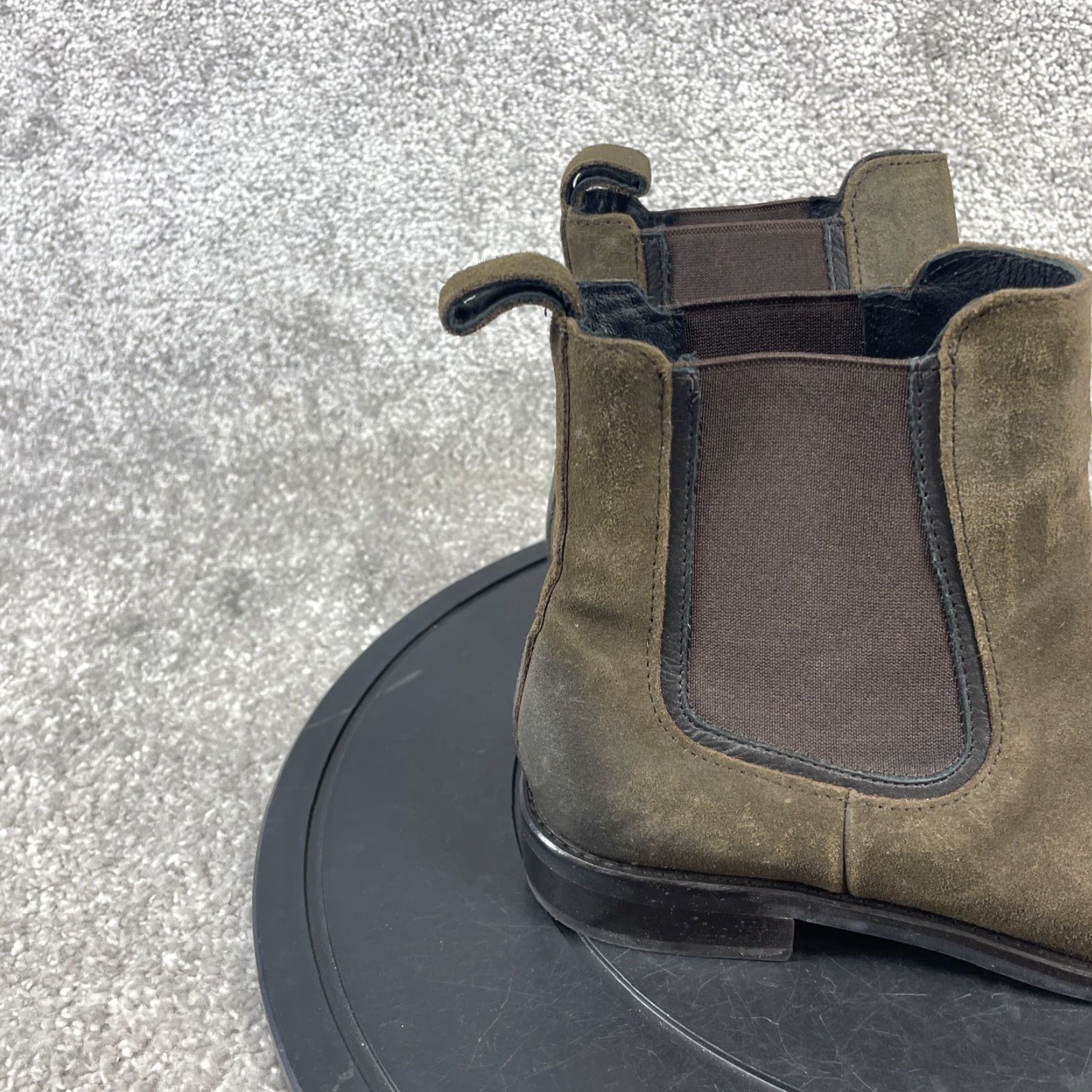 Thursday Boot Company VINTAGE Thursday Boot Company Womens Duchess Chelsea Dark Gray Brown Leather Chelsea Shoes 6.5 Womens Brown Leather Chelsea Size US 6.5 / IT 36.5 - 3 Thumbnail