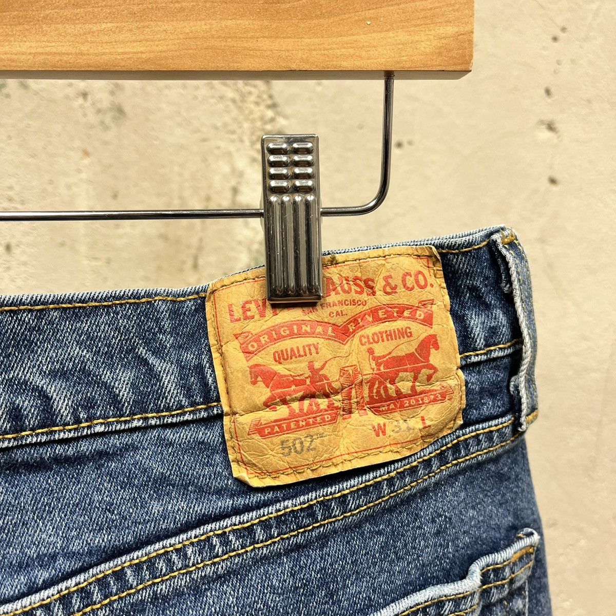 Levi's Levis 502 Casual Denim Jort Jean Denim Shorts 31 32x11.5 Size US 31 - 3 Thumbnail