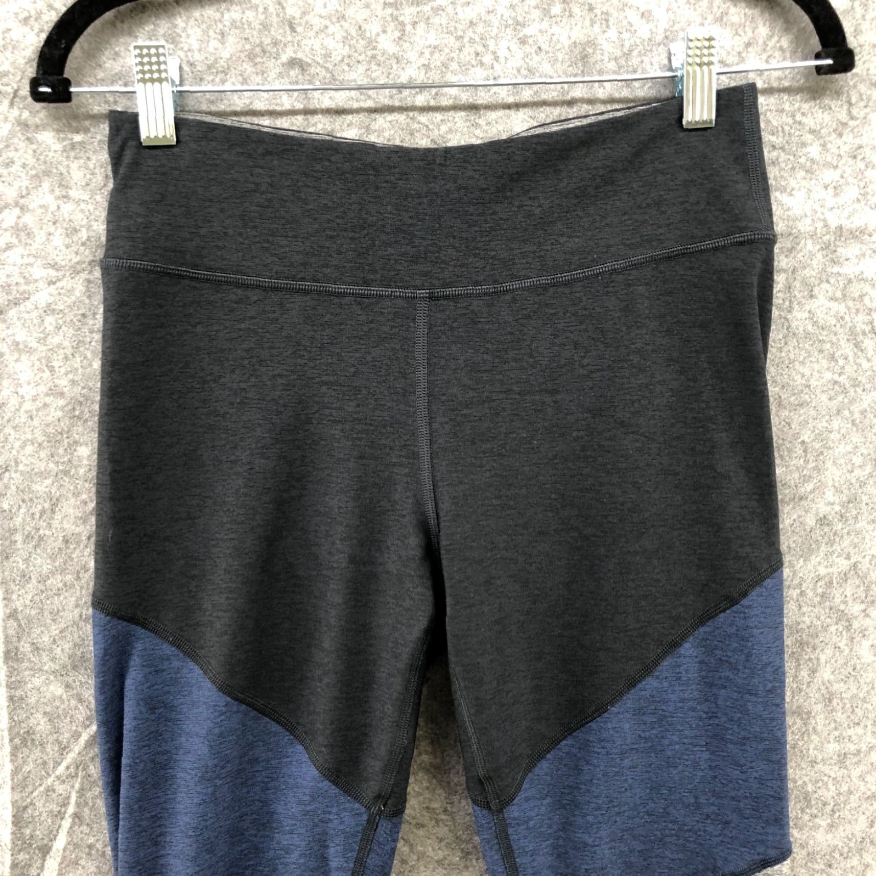 Outdoor Voices Outdoor Voices 7/8 Leggings Womens M Gray Blue Colorblock Yoga Active Gym Size 32" / US 10 / IT 46 - 3 Thumbnail