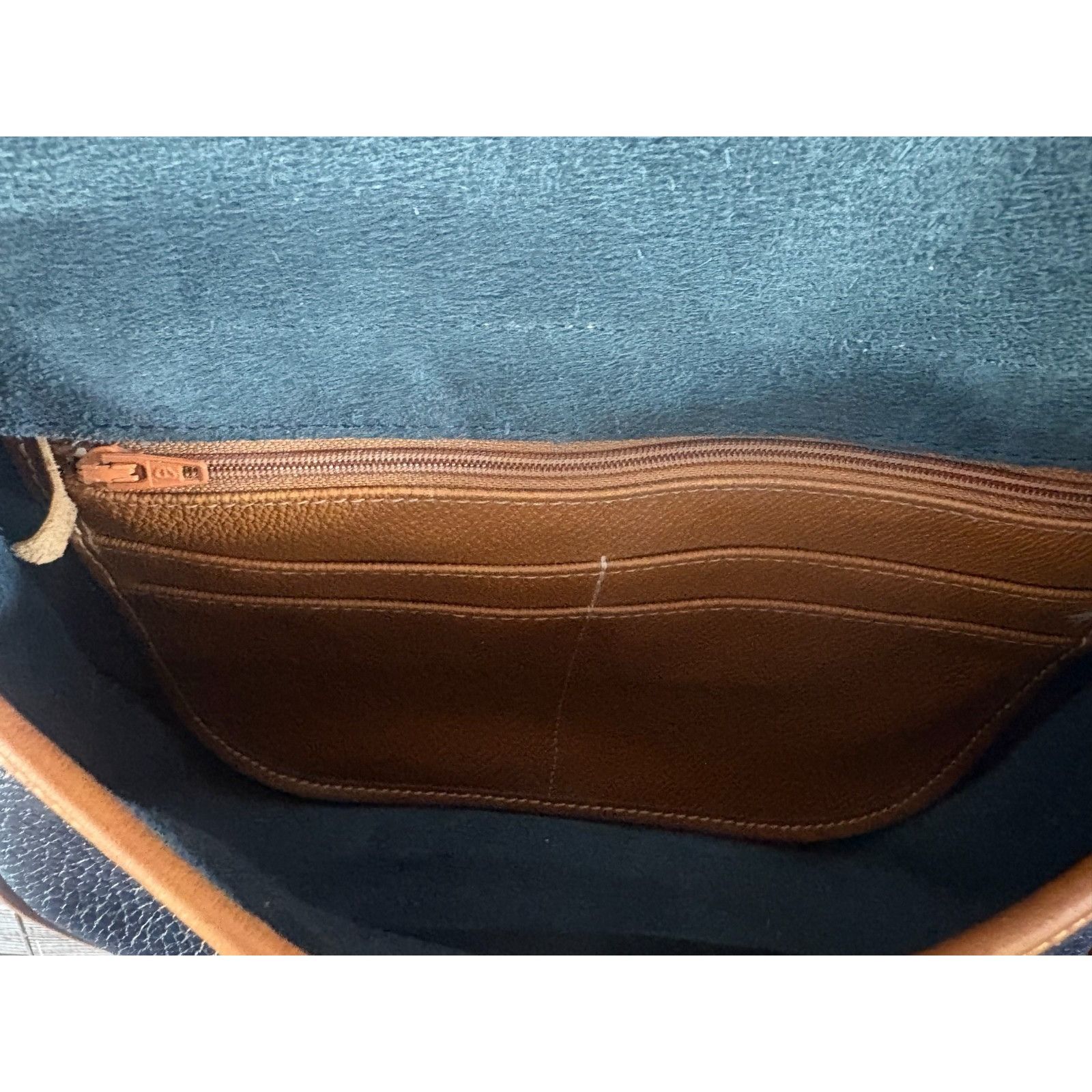 Dooney & Bourke Dooney & Bourke Cavalry Trooper All Weather leather bag colo Size ONE SIZE - 7 Thumbnail