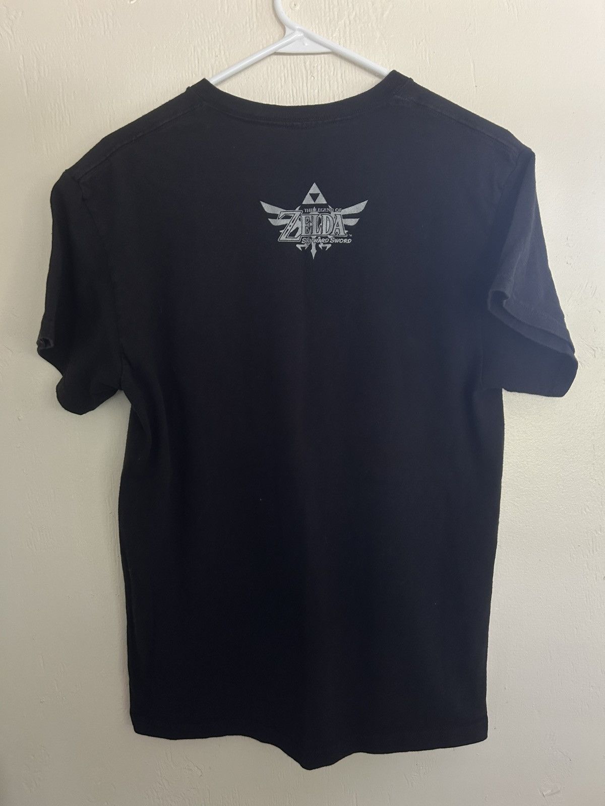 Nintendo 2013 Nintendo Legend Of Zelda Skyward Sword Promo T-shirt Size US M / EU 48-50 / 2 - 3 Thumbnail