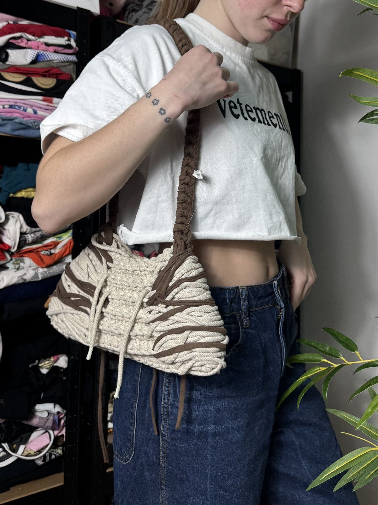 Vintage AVANT GARDE KNITTED SHOULDER BROWN BAG Size ONE SIZE - 6 Thumbnail
