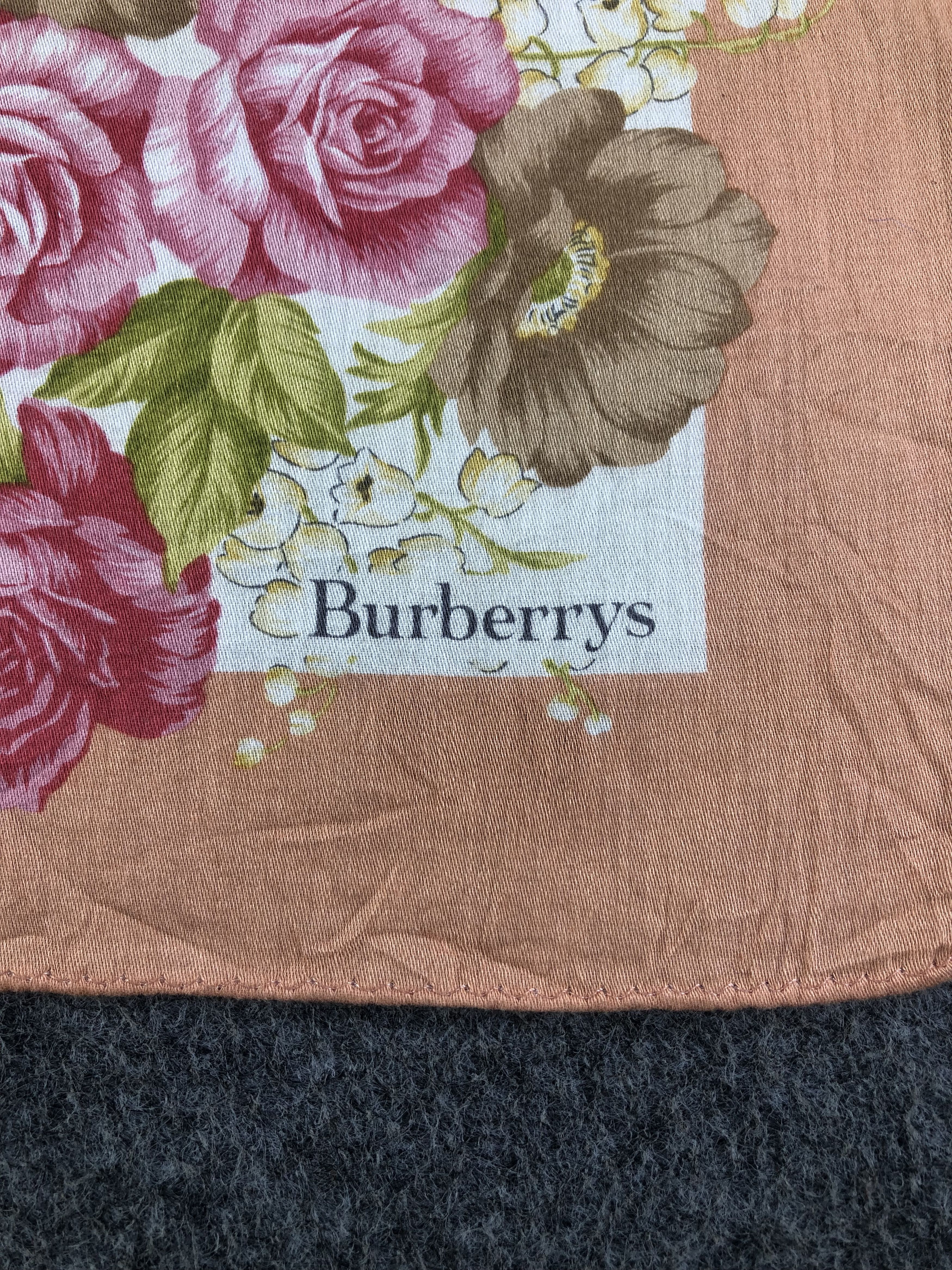 Burberry Burberrys Handkerchief / Bandana / Neckerchief Size ONE SIZE - 5 Thumbnail