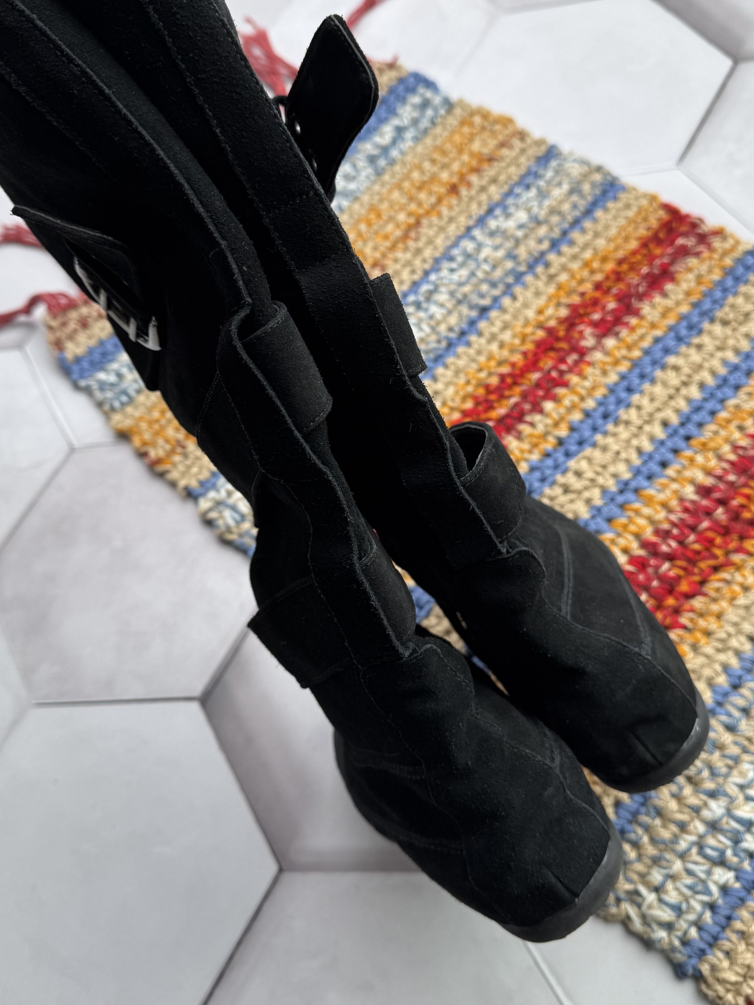 Japanese Brand Vintage Suede Boots With Straps (E4) Size US 7 / IT 37 - 6 Thumbnail
