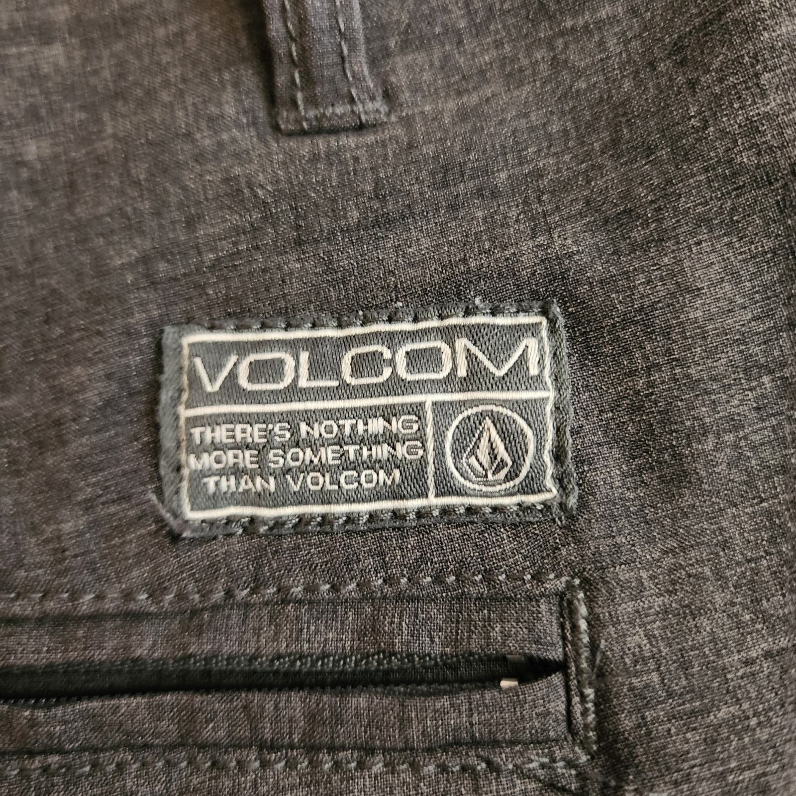 Volcom "Nothing More Something" Volcom Gray Chino Shorts sz 32 Size US 32 / EU 48 - 3 Thumbnail