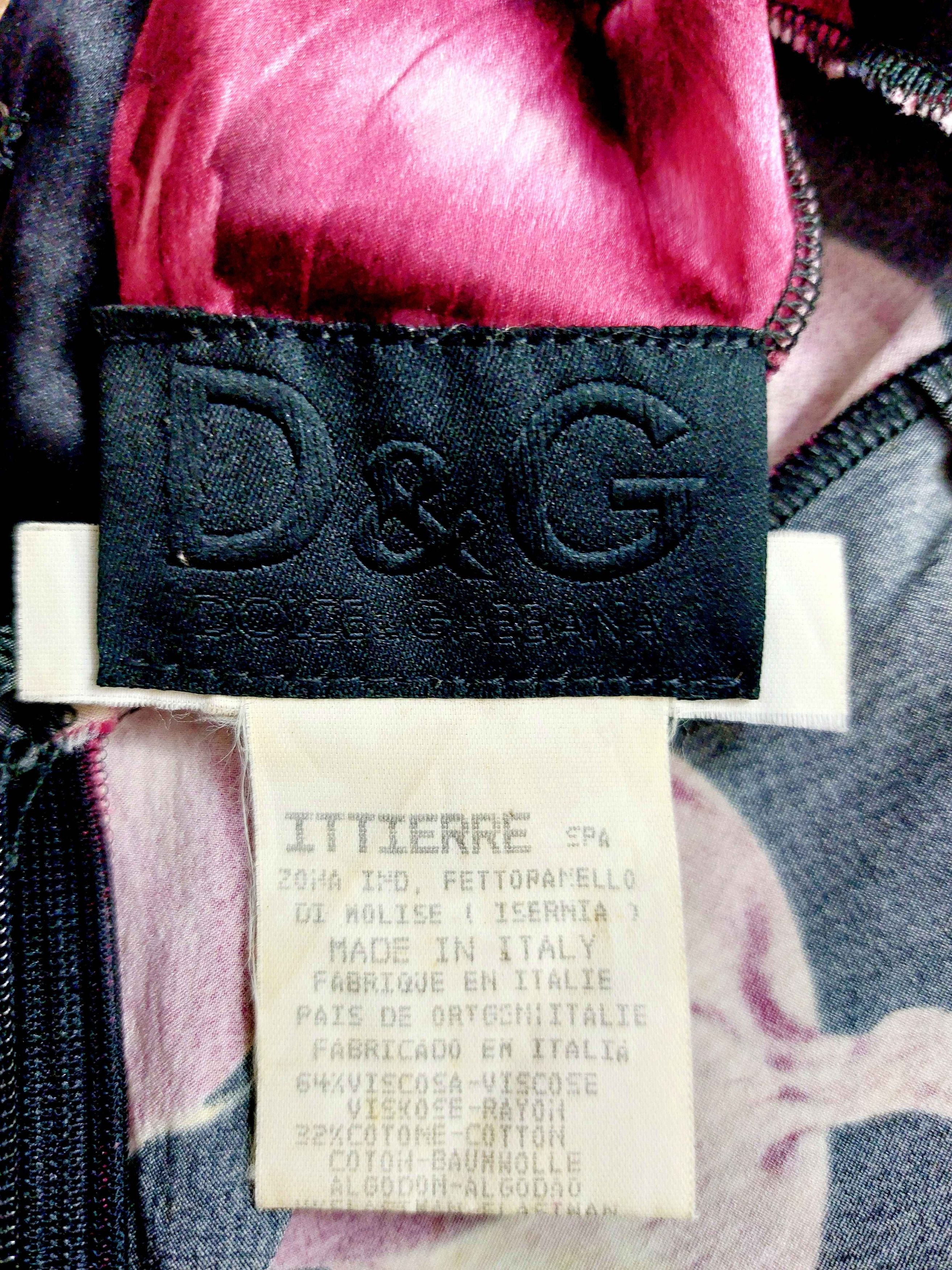 Dolce & Gabbana Runway Dolce & Gabbana Red Onions 1999 Kendall Jenner Dress Size XS / US 0-2 / IT 36-38 - 14 Thumbnail