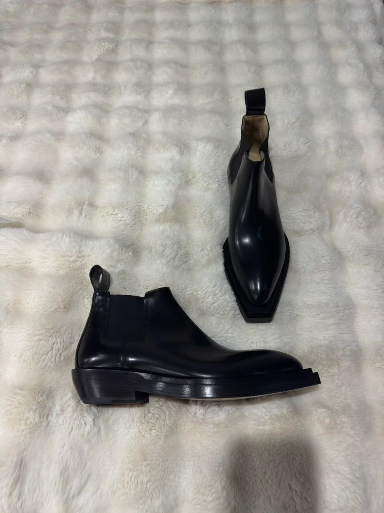 Bottega Veneta Bottega Veneta Chelsea boots Size US 7 / EU 40 - 1 Thumbnail