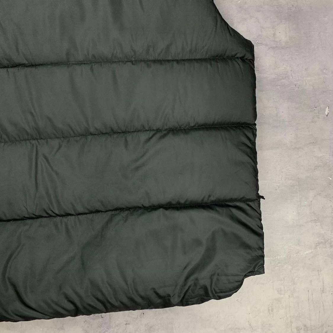 Other Vintage The North Face Puffer Vest 700 Black Size US L / EU 52-54 / 3 - 15 Thumbnail