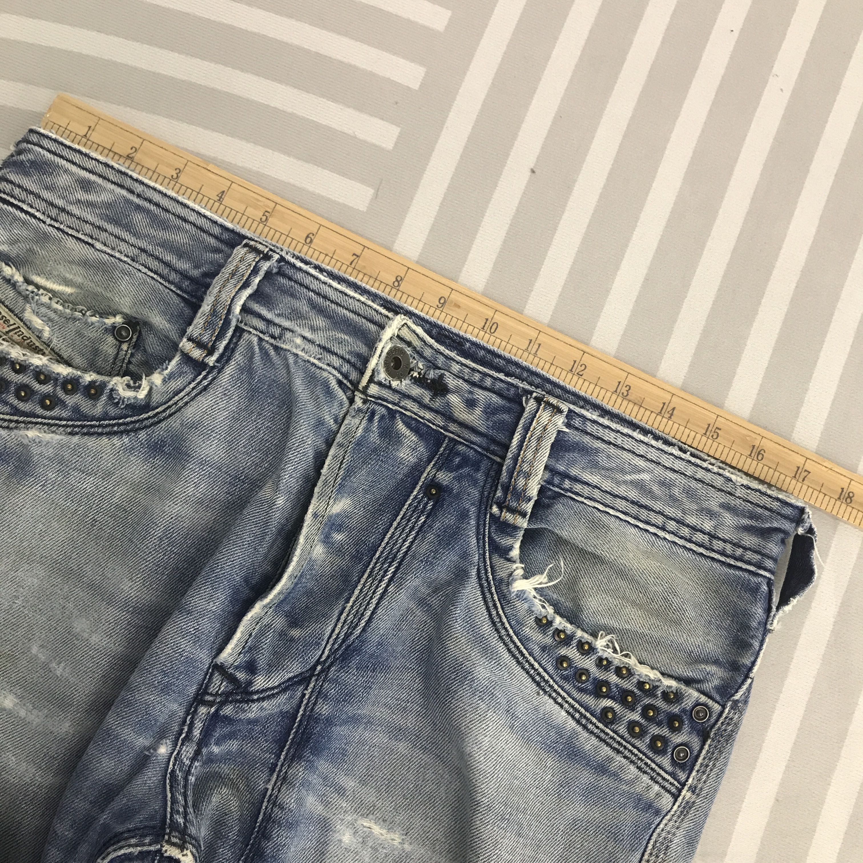 Diesel × Vintage Vintage Diesel Punk design Industry Distressed Jeans pants Size US 32 / EU 48 - 4 Thumbnail