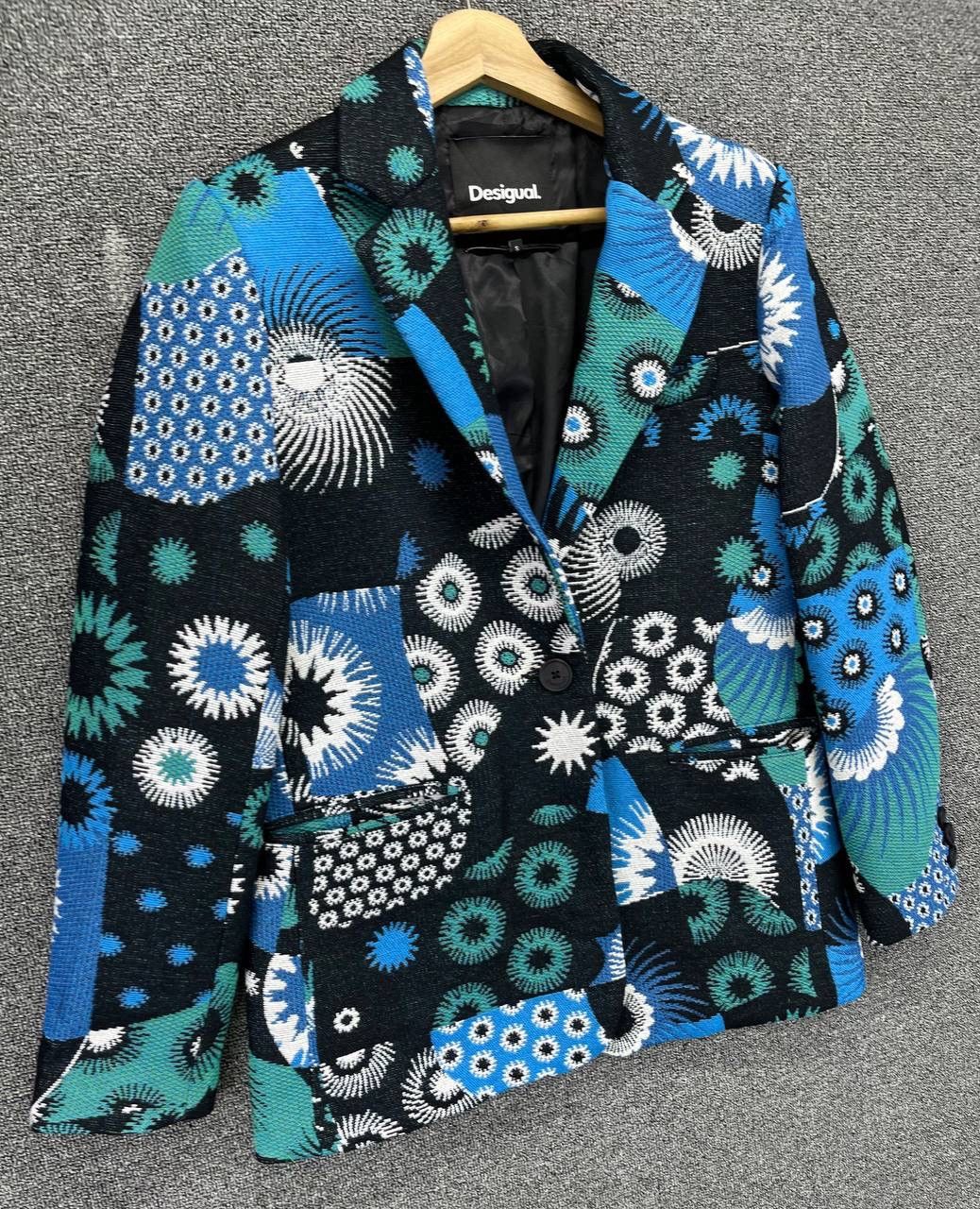 Desigual Vintage Desigual Rare Design Coat Jacket Size US S / EU 44-46 / 1 - 2 Thumbnail