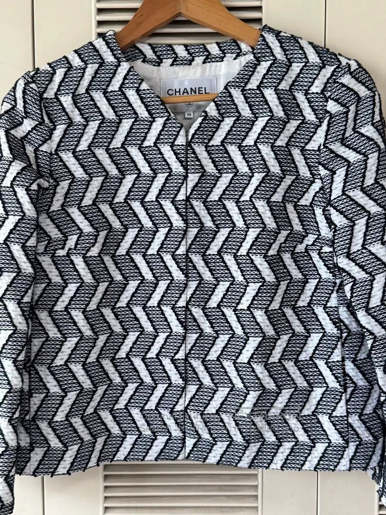 Chanel Chanel Black and white geometric striped twill jacket Size XS / US 0-2 / IT 36-38 - 3 Thumbnail
