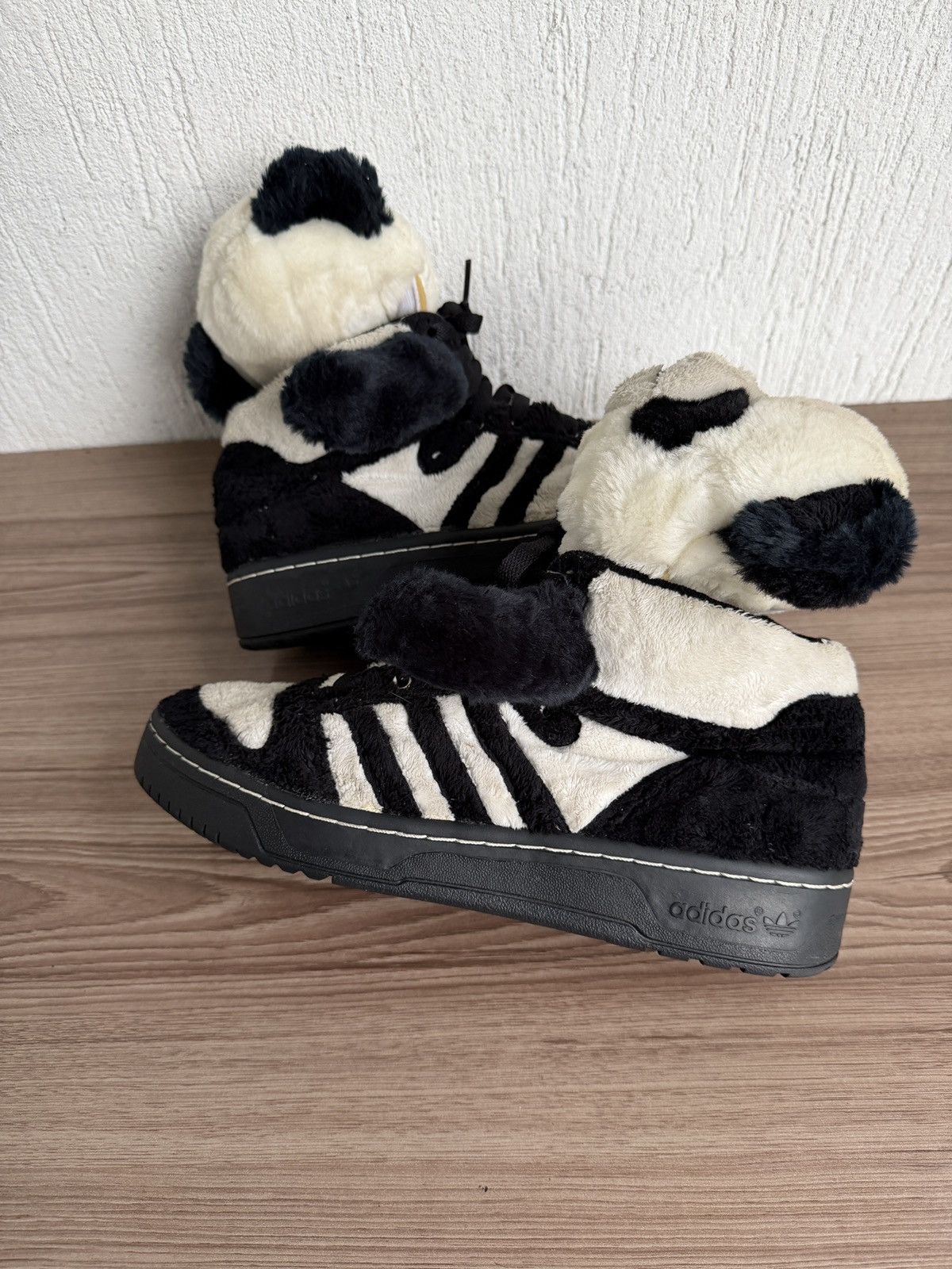 Jeremy Scott Js panda Bear sneaker Size US 9 / EU 42 - 21 Thumbnail