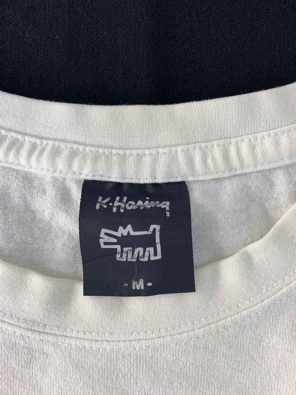 Keith Haring Keith Haring Folded Peace Finger Logo Sign Printed Tee Size US M / EU 48-50 / 2 - 6 Thumbnail