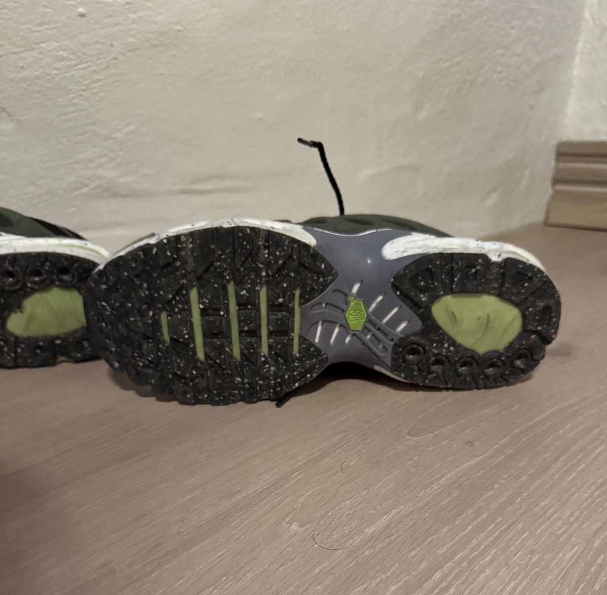 Nike Nike Mens shoes Size US 12 / EU 45 - 8 Thumbnail