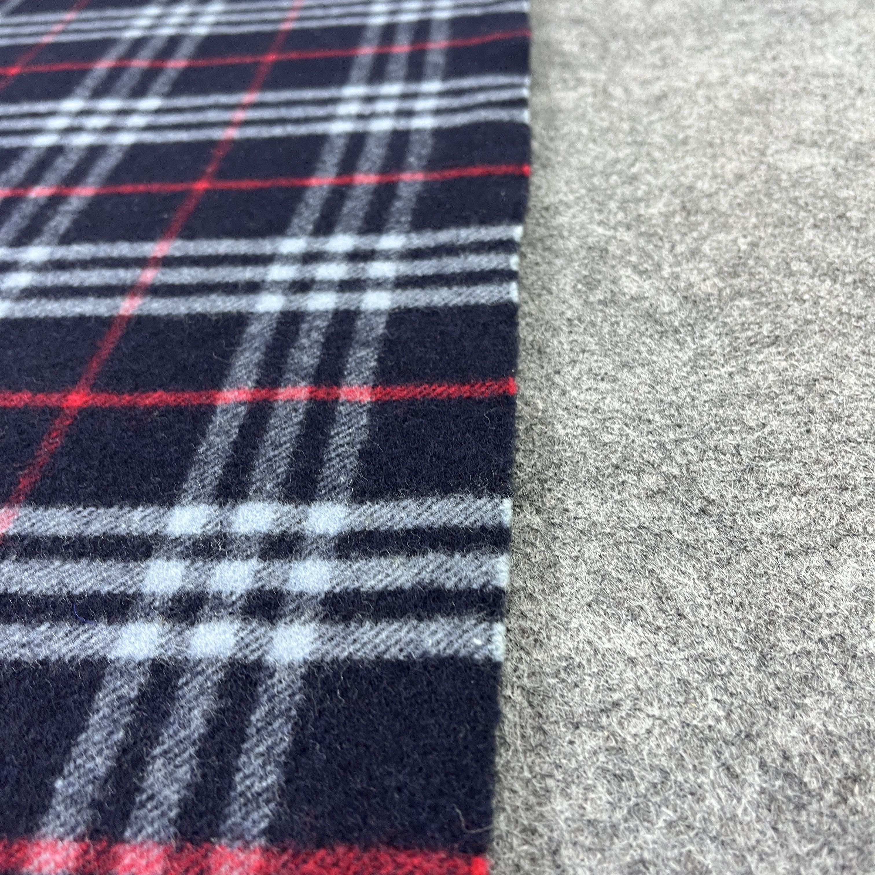 Burberry Burberry Scarf / Muffler / Neckwear K007 Size ONE SIZE - 7 Thumbnail