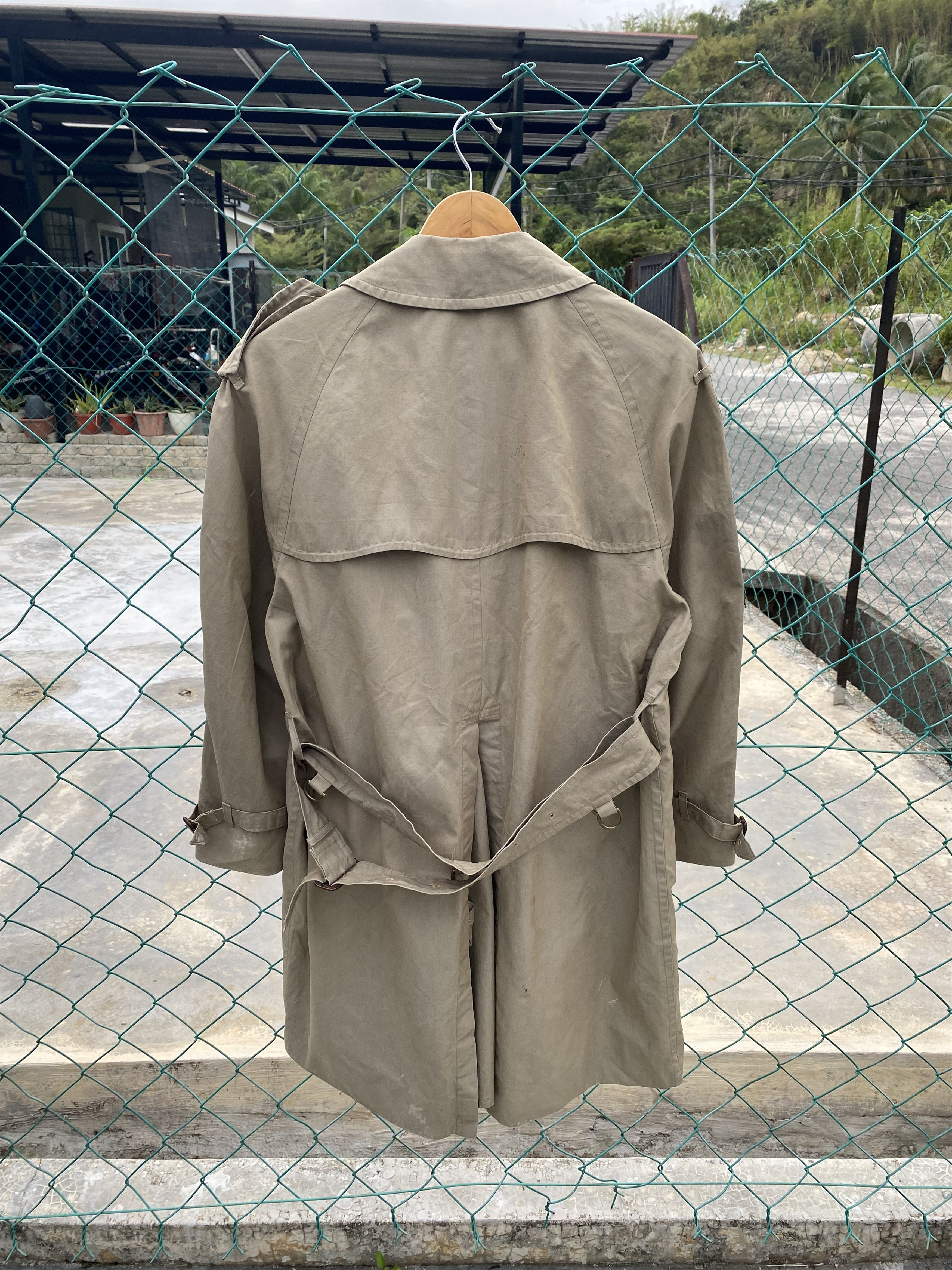 Burberry Prorsum Distressed Vintage Burberry Prorsum Nova Check Trench Coat Size M / US 6-8 / IT 42-44 - 2 Thumbnail