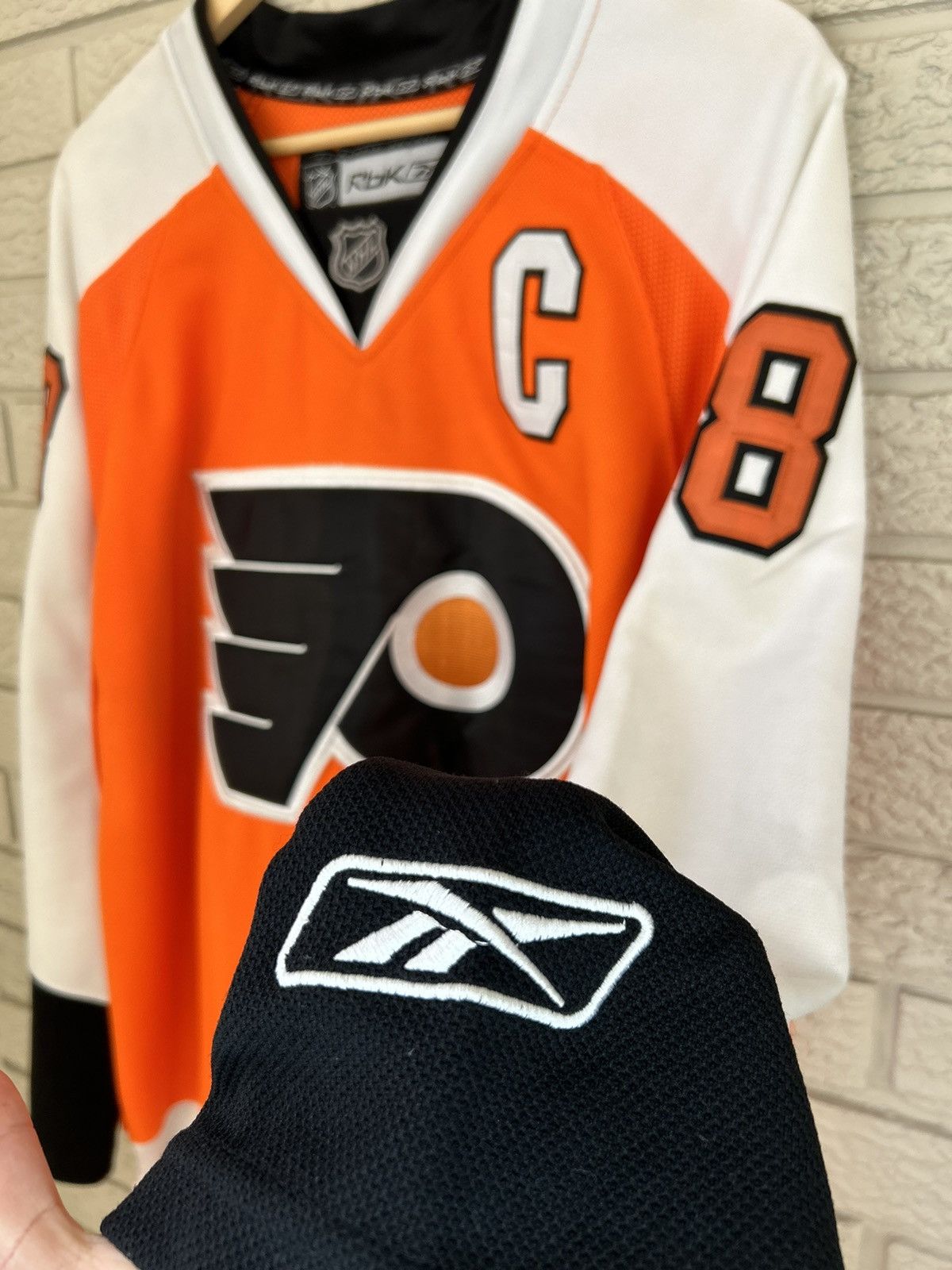 NHL Vintage Reebok Philadelphia Flyers Mike Richards Jersey Size US XL / EU 56 / 4 - 4 Thumbnail
