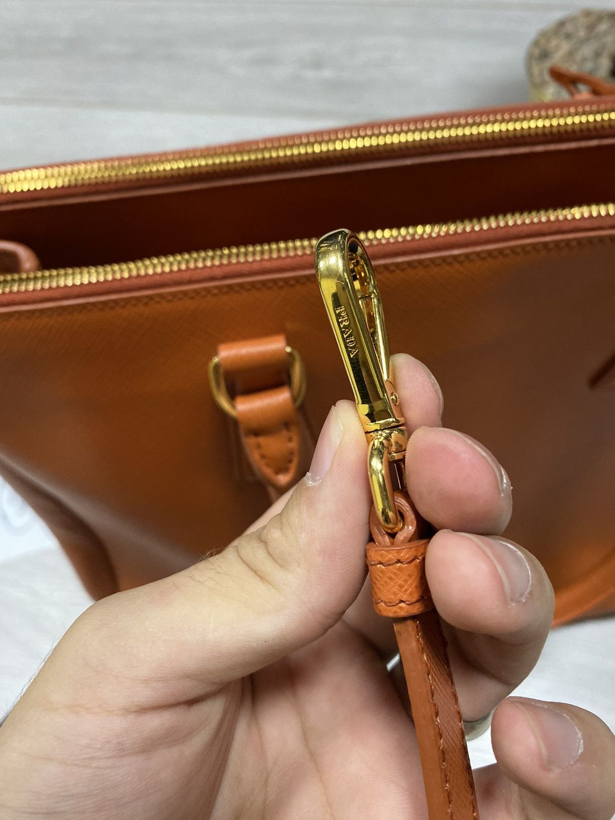 Prada Prada Milano Leather Saffiano selfbridge tote double zip bag Size ONE SIZE - 22 Thumbnail