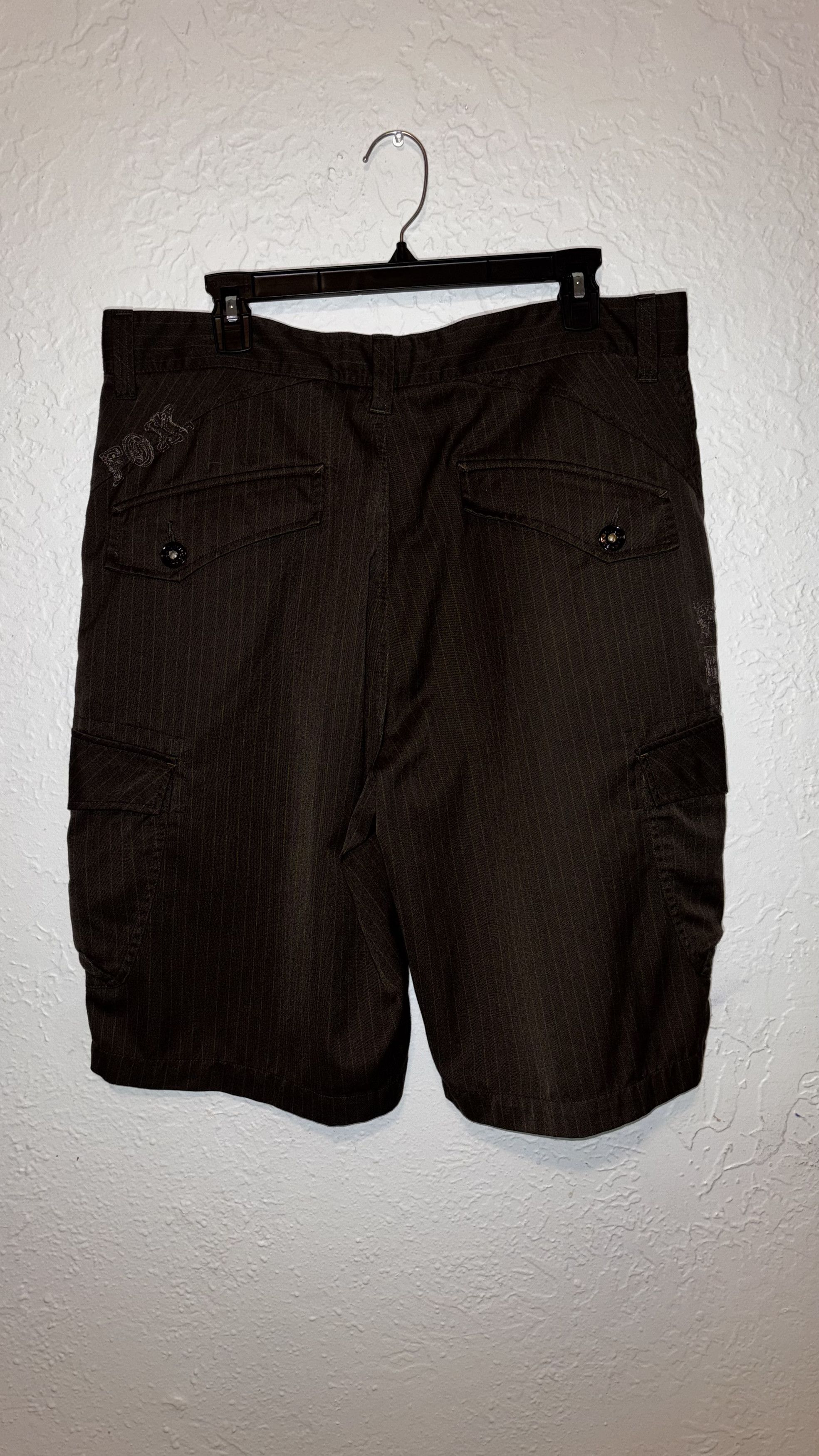 Fox Racing Vintage Fox Racing pinstripe cargo shorts Size US 36 / EU 52 - 2 Thumbnail