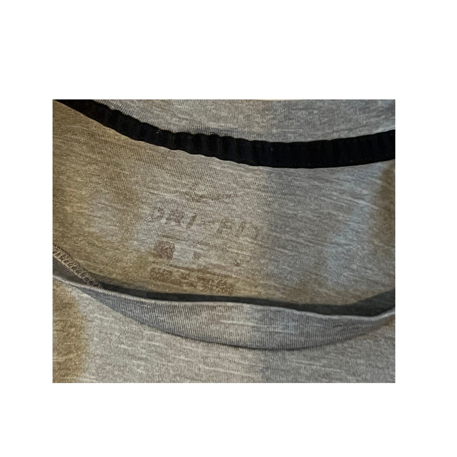 Nike Nike Gray Dri-Fit T-Shirt Mens M Size US M / EU 48-50 / 2 - 3 Thumbnail