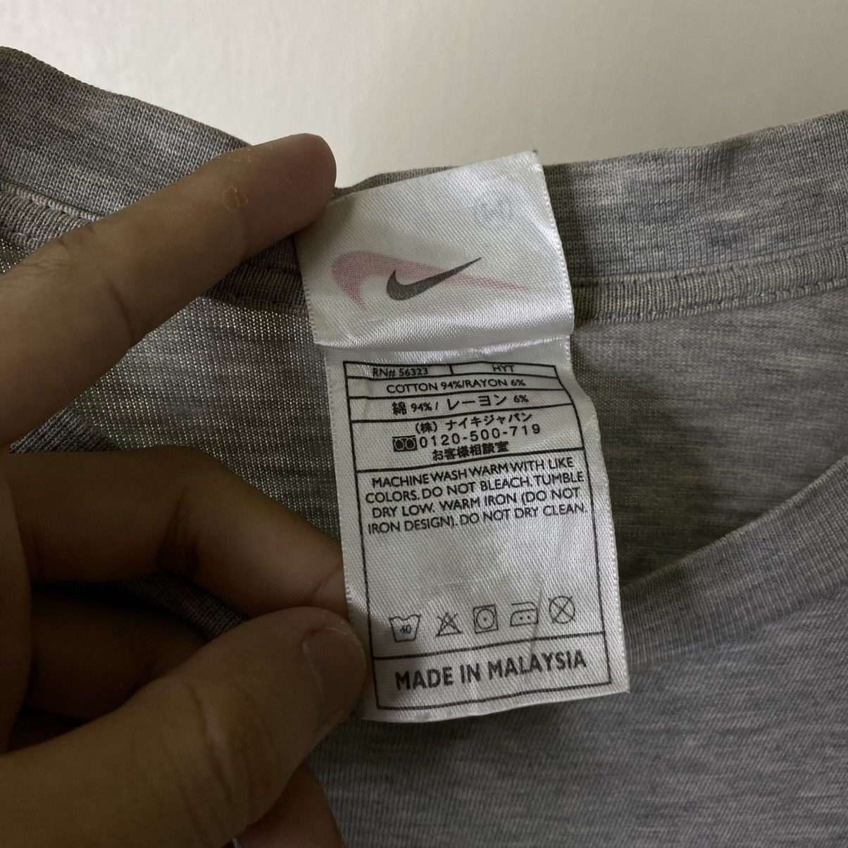 Nike Vintage 2000s Nike Embroidery Spell Out Swoosh LS T Shirt Size US L / EU 52-54 / 3 - 5 Thumbnail