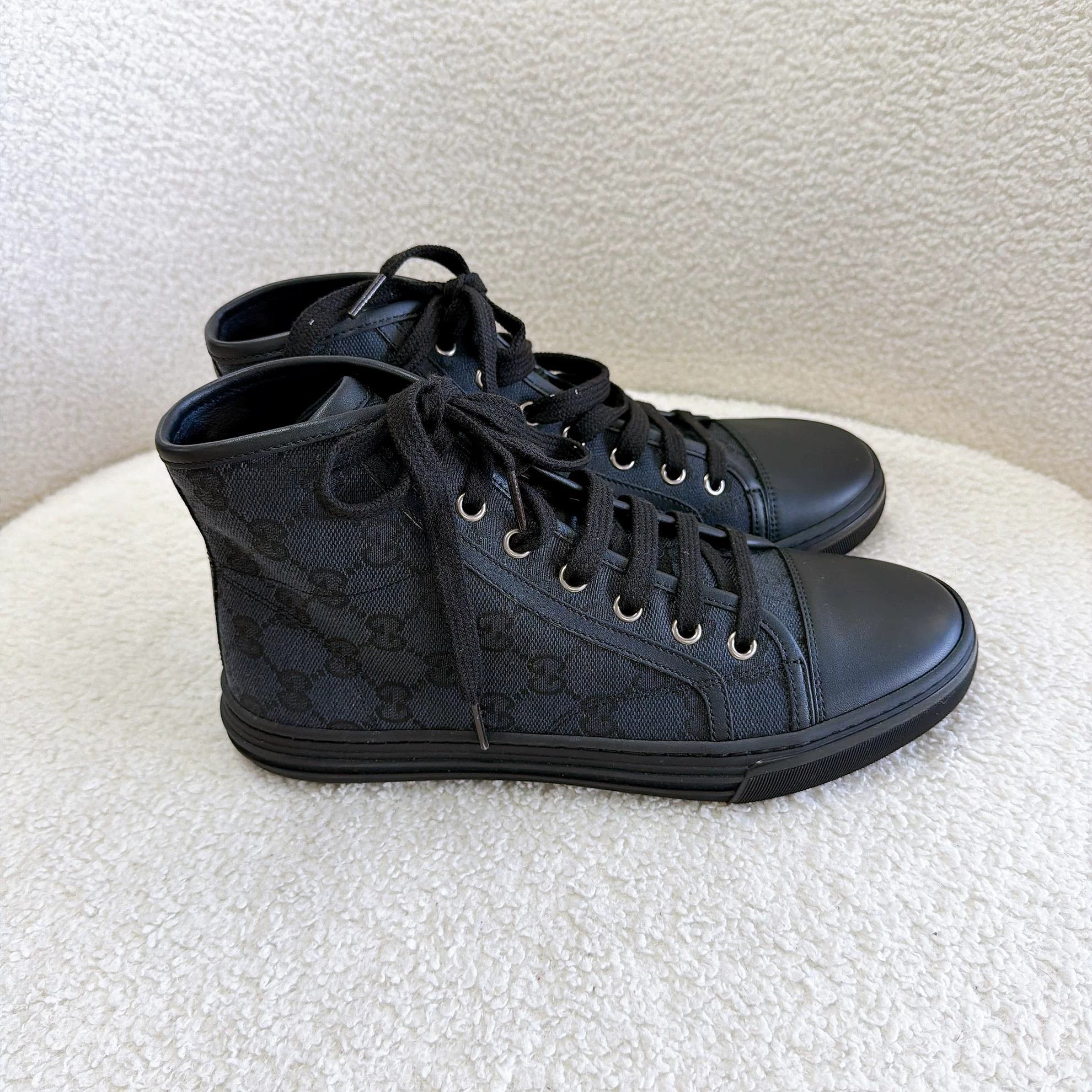 Gucci Gucci Black Canvas All-Over Logo Sneakers 37 Size US 6.5 / IT 36.5 - 3 Thumbnail
