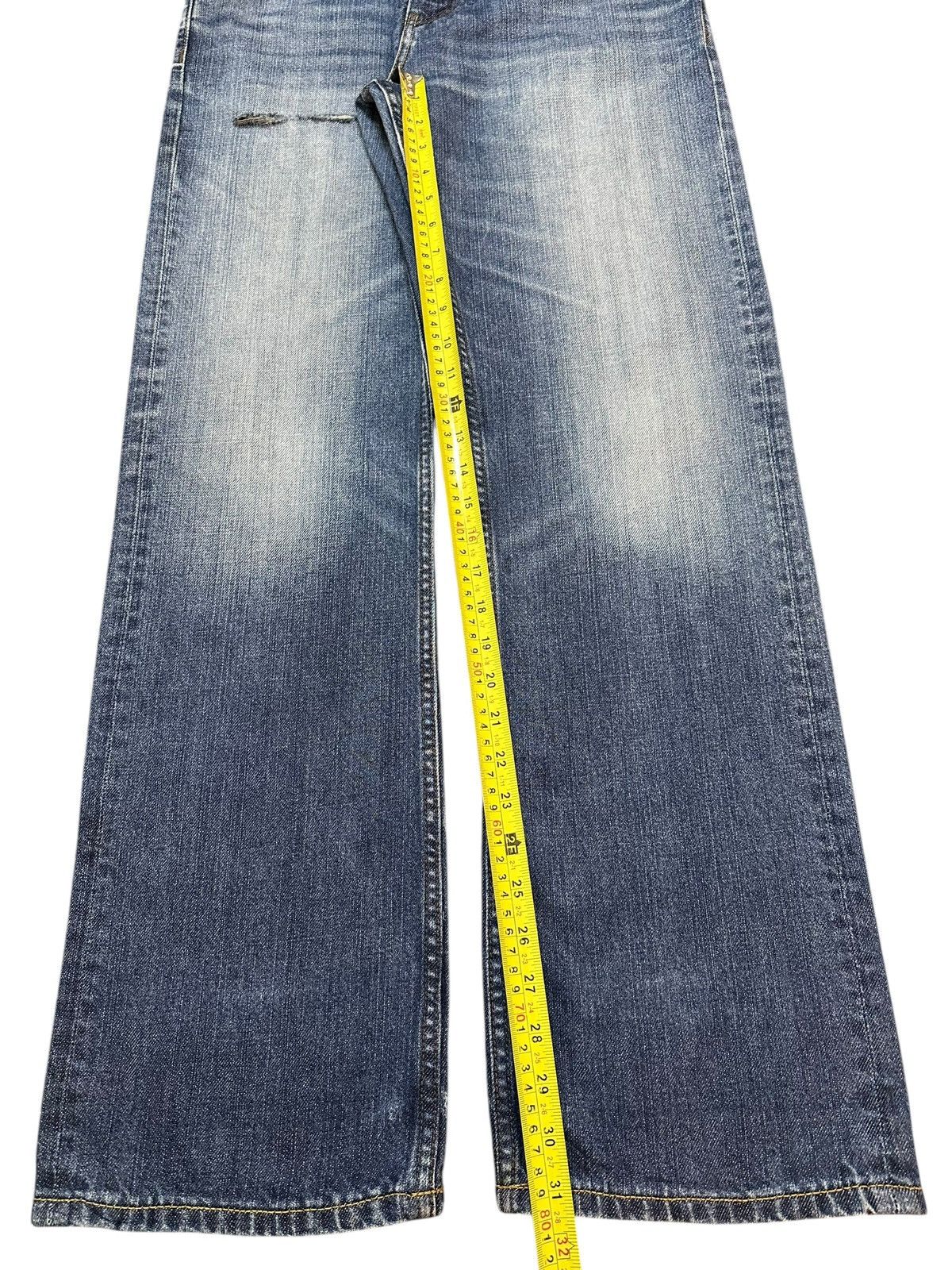 Timberland Vintage Timberland Blue Faded Wash Distress Loose Jeans Size US 32 / EU 48 - 14 Thumbnail