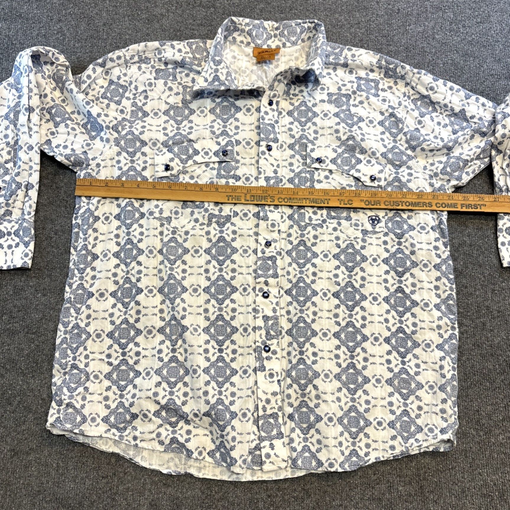Ariat Ariat Long Sleeve Shirt Mens XL White Blue Damask Style Print Snap Button Button-Up Damask Multicolor XL Mens Size US XL / EU 56 / 4 - 5 Thumbnail