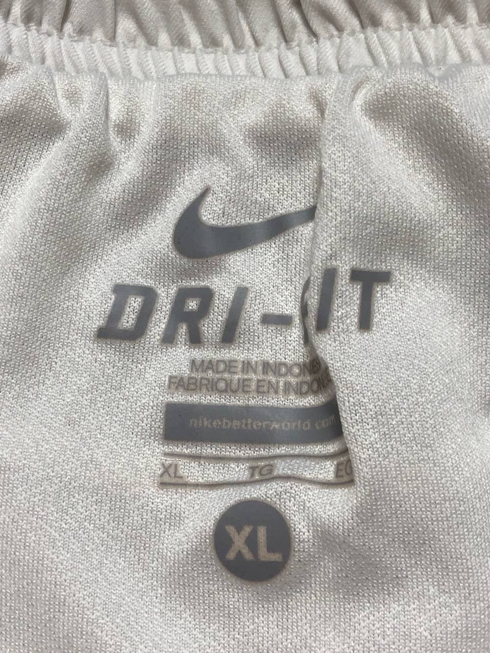 Nike Nike Shorts Size US 36 / EU 52 - 2 Thumbnail