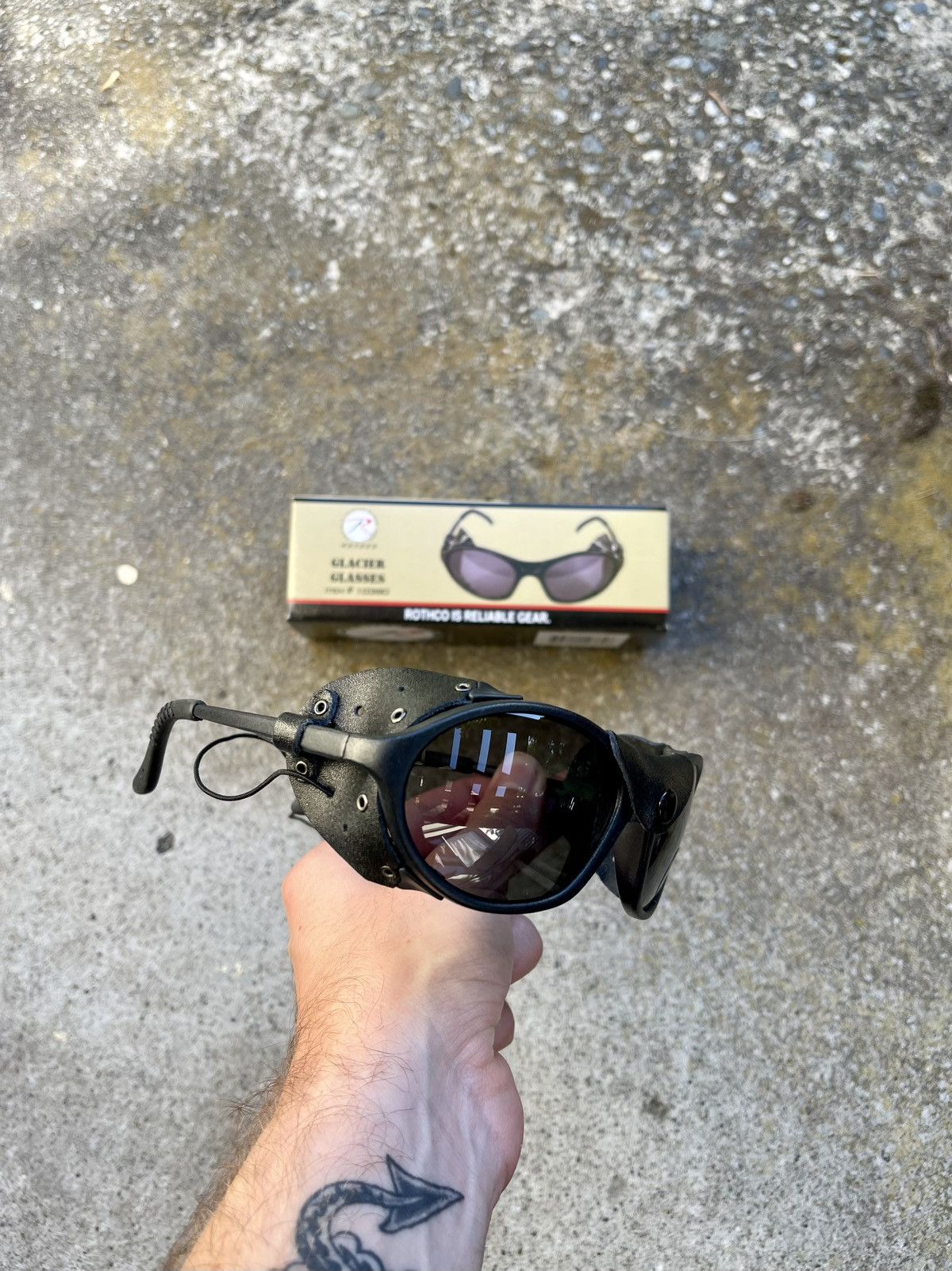 Vintage Military leather shield glacier punk sunglasses avant garde Size ONE SIZE - 1 Thumbnail