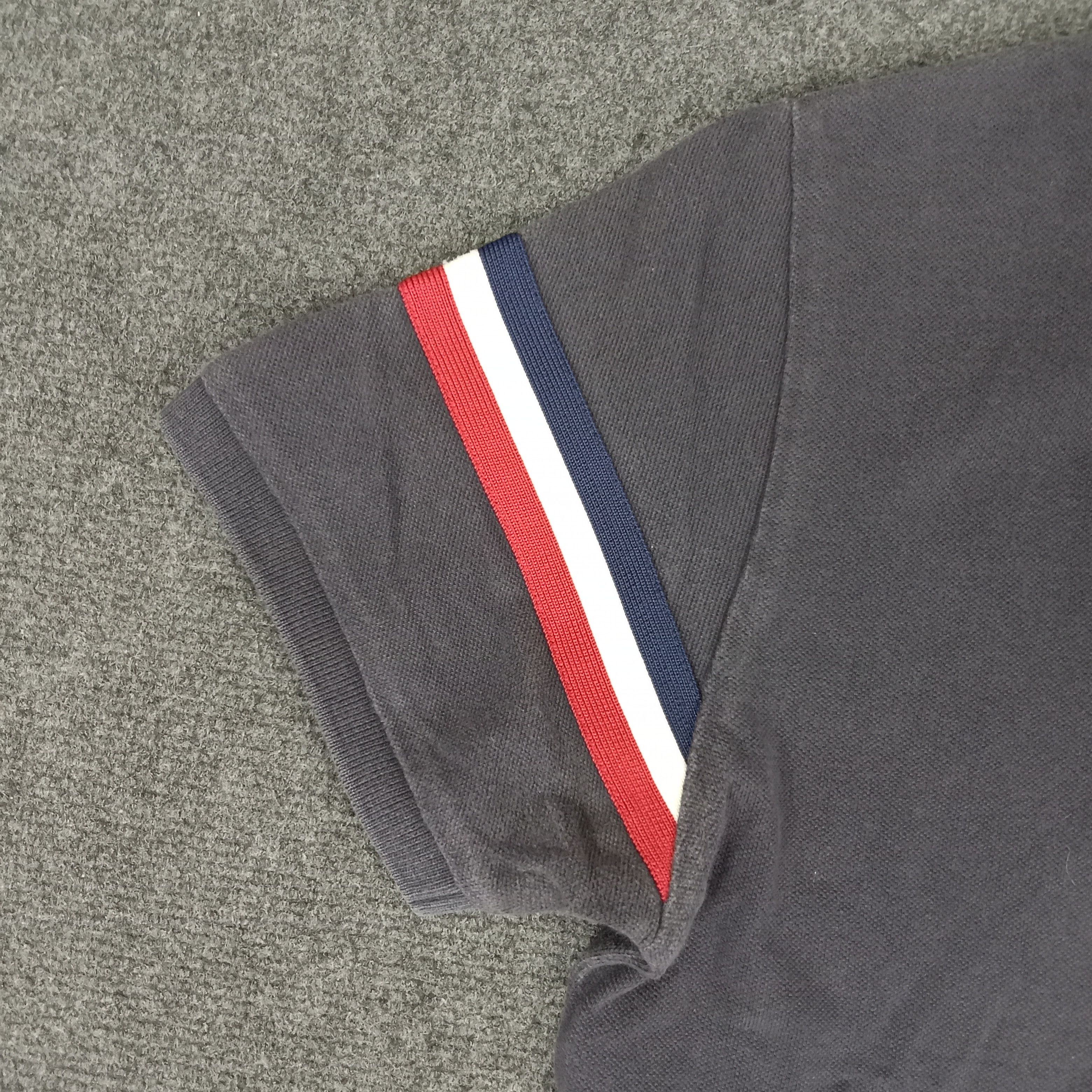 Vintage Italian Brand Moncler Italian Brand Polos Size US L / EU 52-54 / 3 - 6 Thumbnail