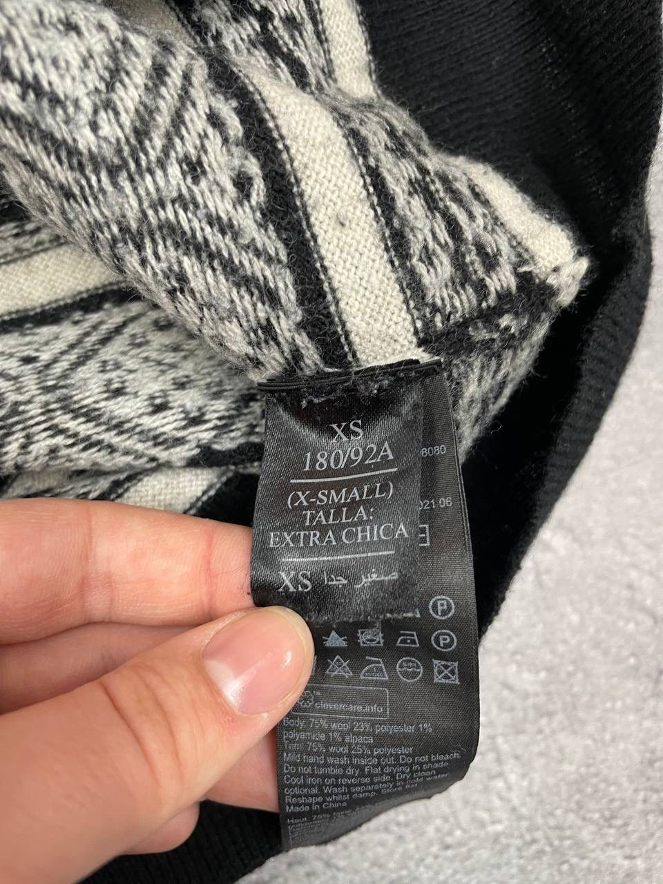 Allsaints AllSaints Men Knit Cardigan Black White Pattern Sweater Size US XS / EU 42 / 0 - 6 Thumbnail