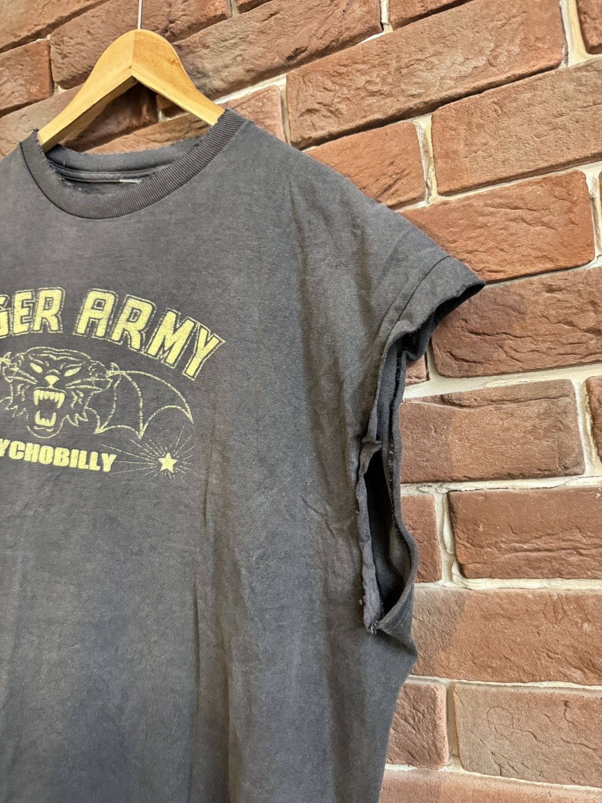Band Tees Vintage 00s Tiger Army Psychobilly Distressed Punk Band Tee Size US L / EU 52-54 / 3 - 6 Thumbnail