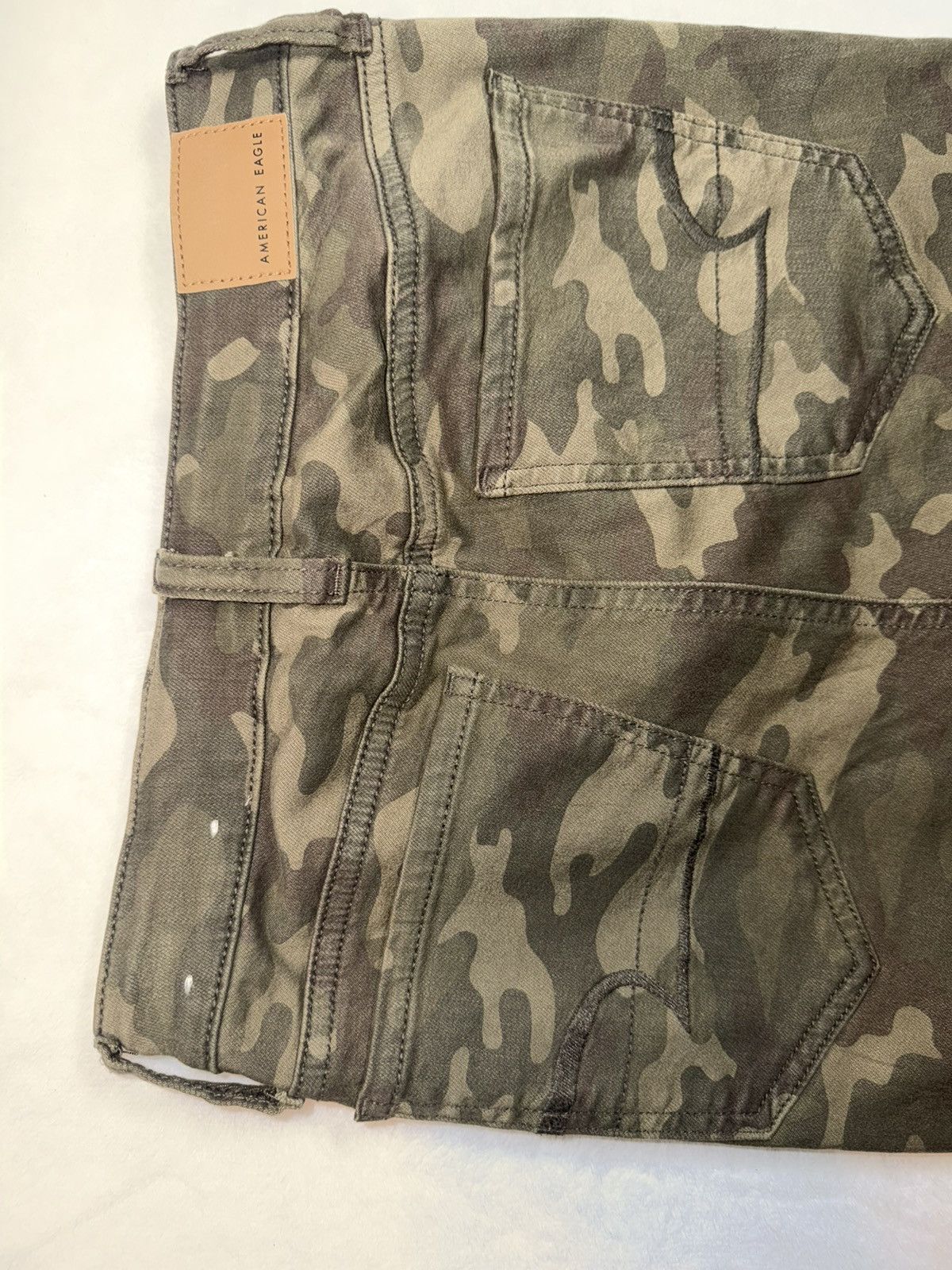 American Eagle Outfitters American Eagle Hi Rise Jegging Camo Cargo Pants Sz 2 Size 24" / US 00 / IT 34 - 9 Thumbnail