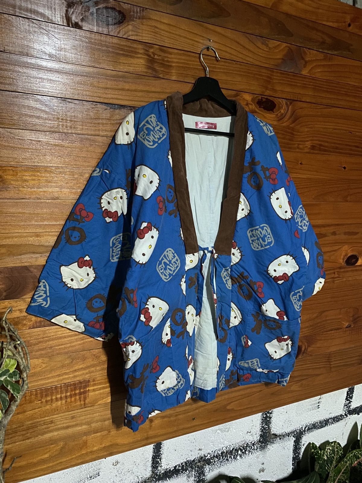 Vintage Vintage Sanrio Hello Kitty Padded Kimono Jacket Exclusive Size US M / EU 48-50 / 2 - 5 Thumbnail