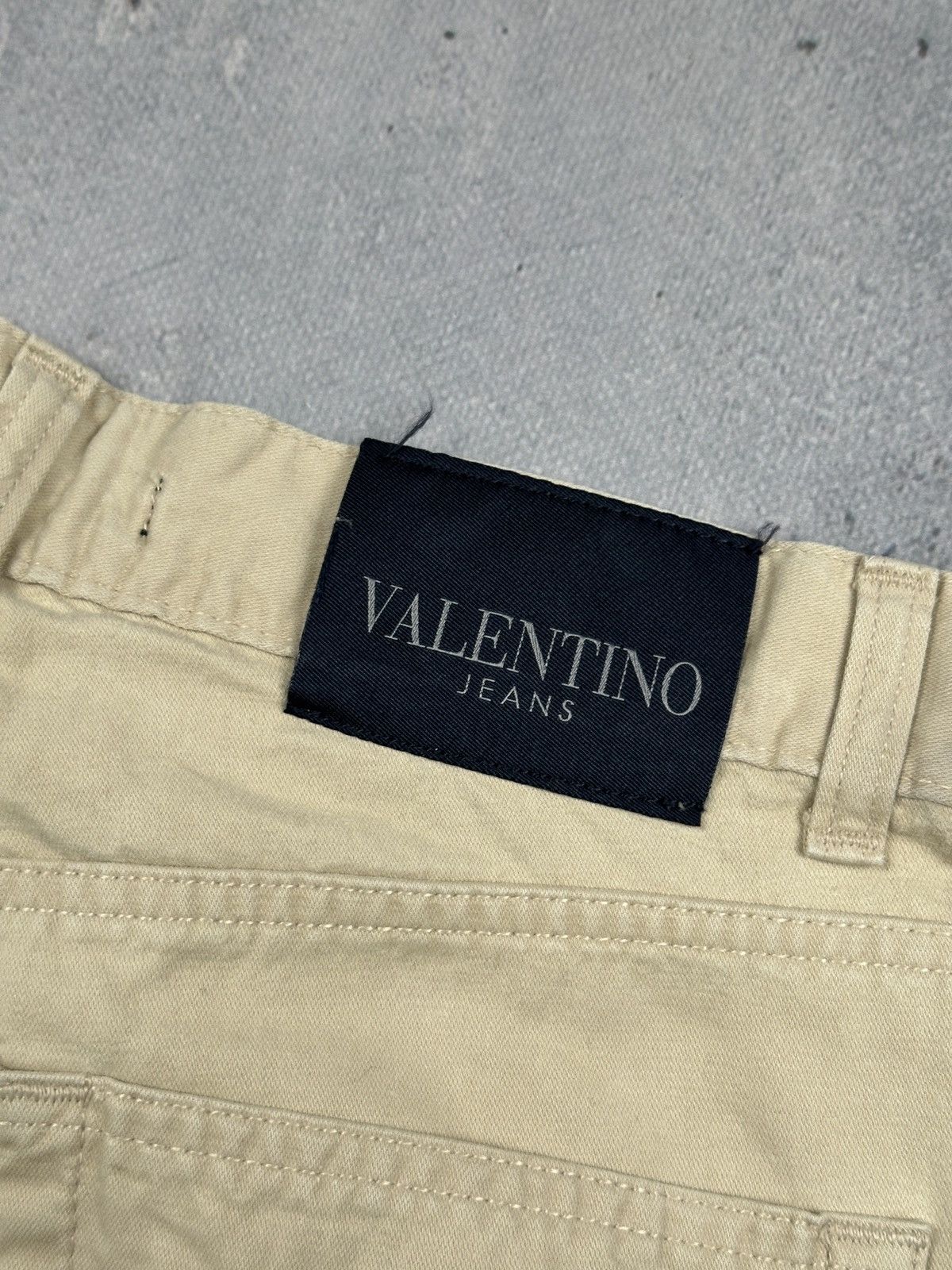Valentino Valentino Jeans Vintage Beige Chino Pant Minimalist Trousers Size US 30 / EU 46 - 2 Thumbnail