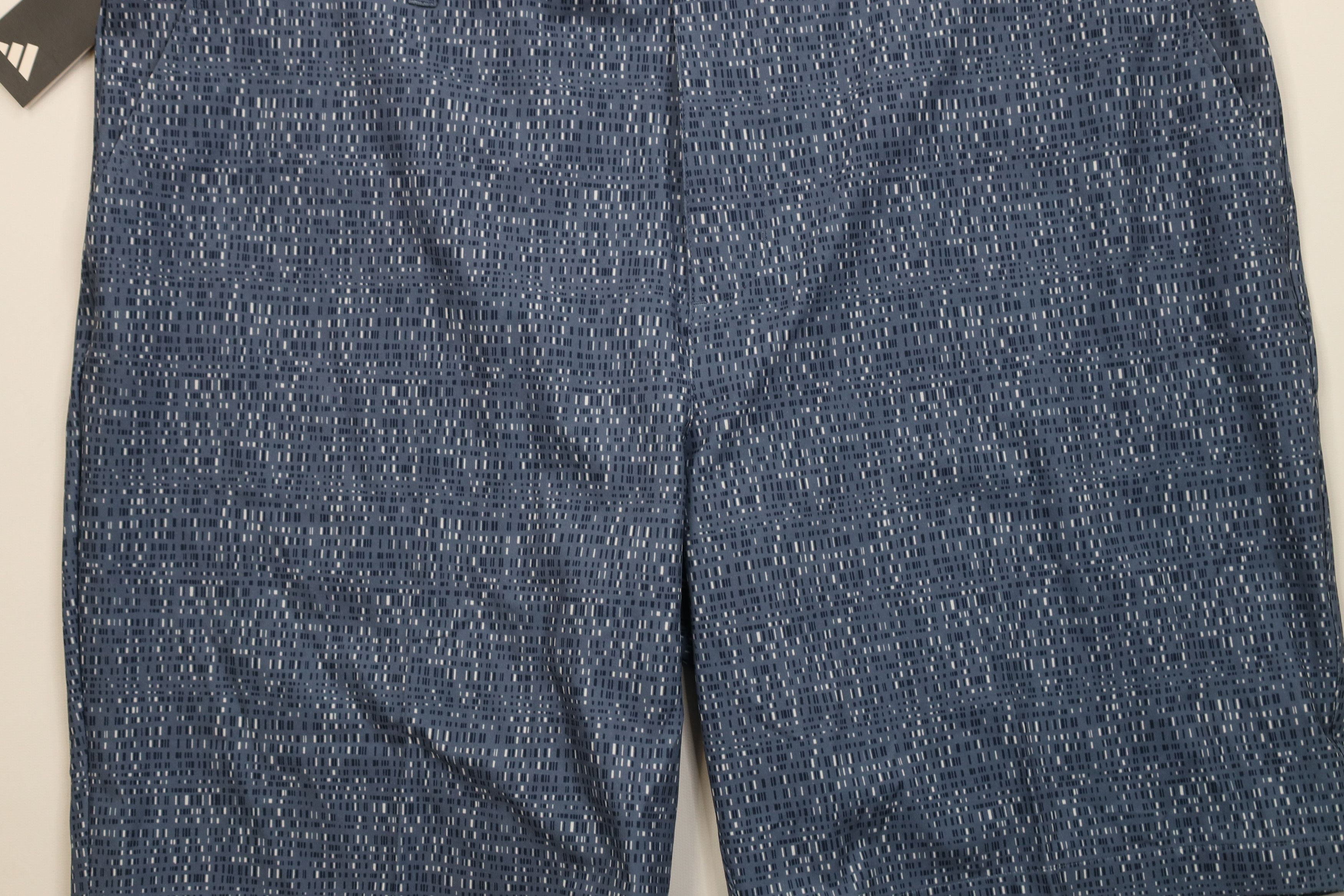 Adidas Deadstock Vintage Y2K Adidas Golf Geometric Golfing Shorts Size US 40 / EU 56 - 3 Thumbnail
