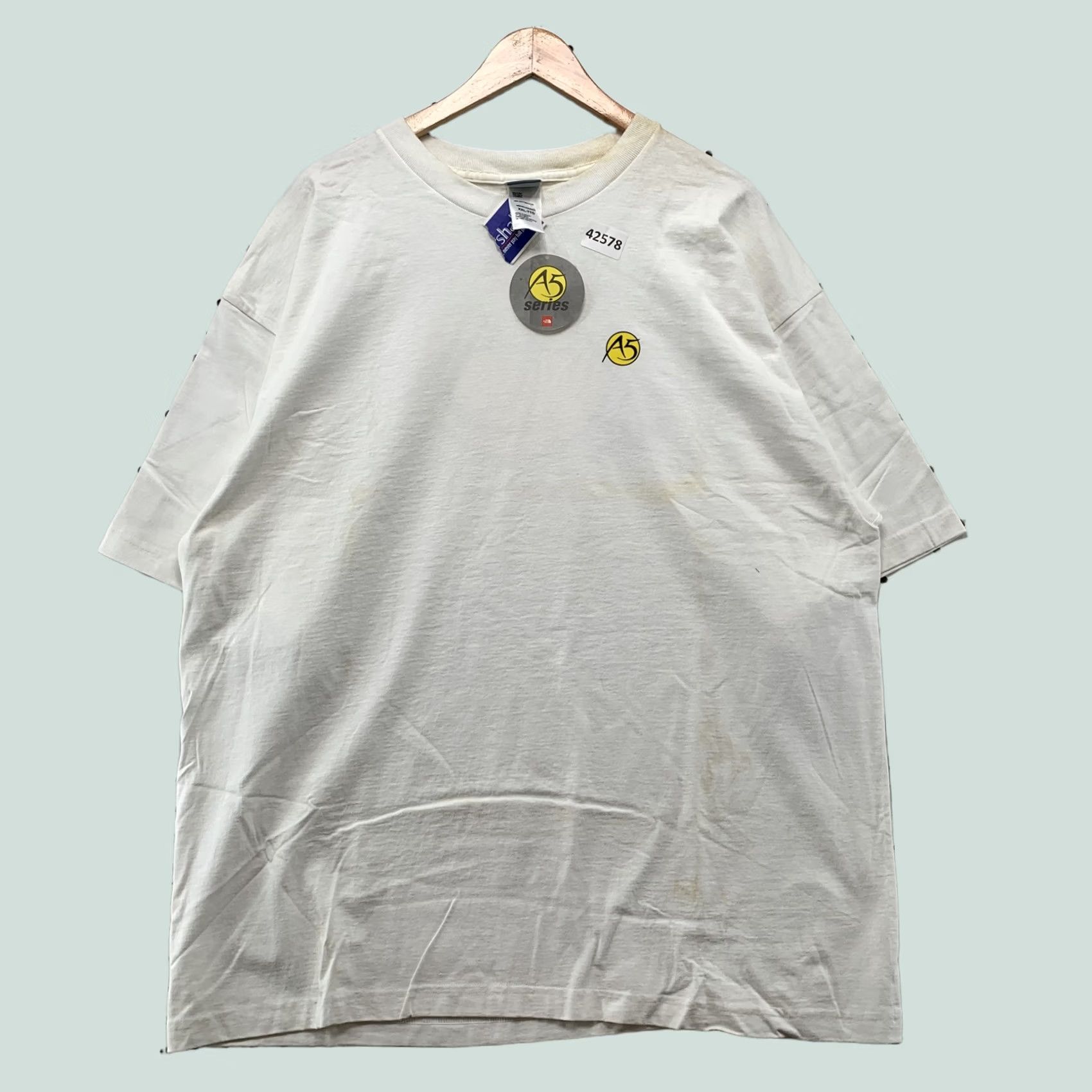 The North Face VINTAGE North Face A5 Mens Shirt White XXL Short Sleeve Outdoor NWT Size US XXL / EU 58 / 5 - 1 Thumbnail